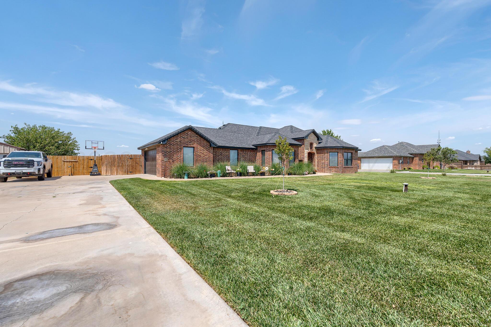 7550 OUTLOOK Avenue