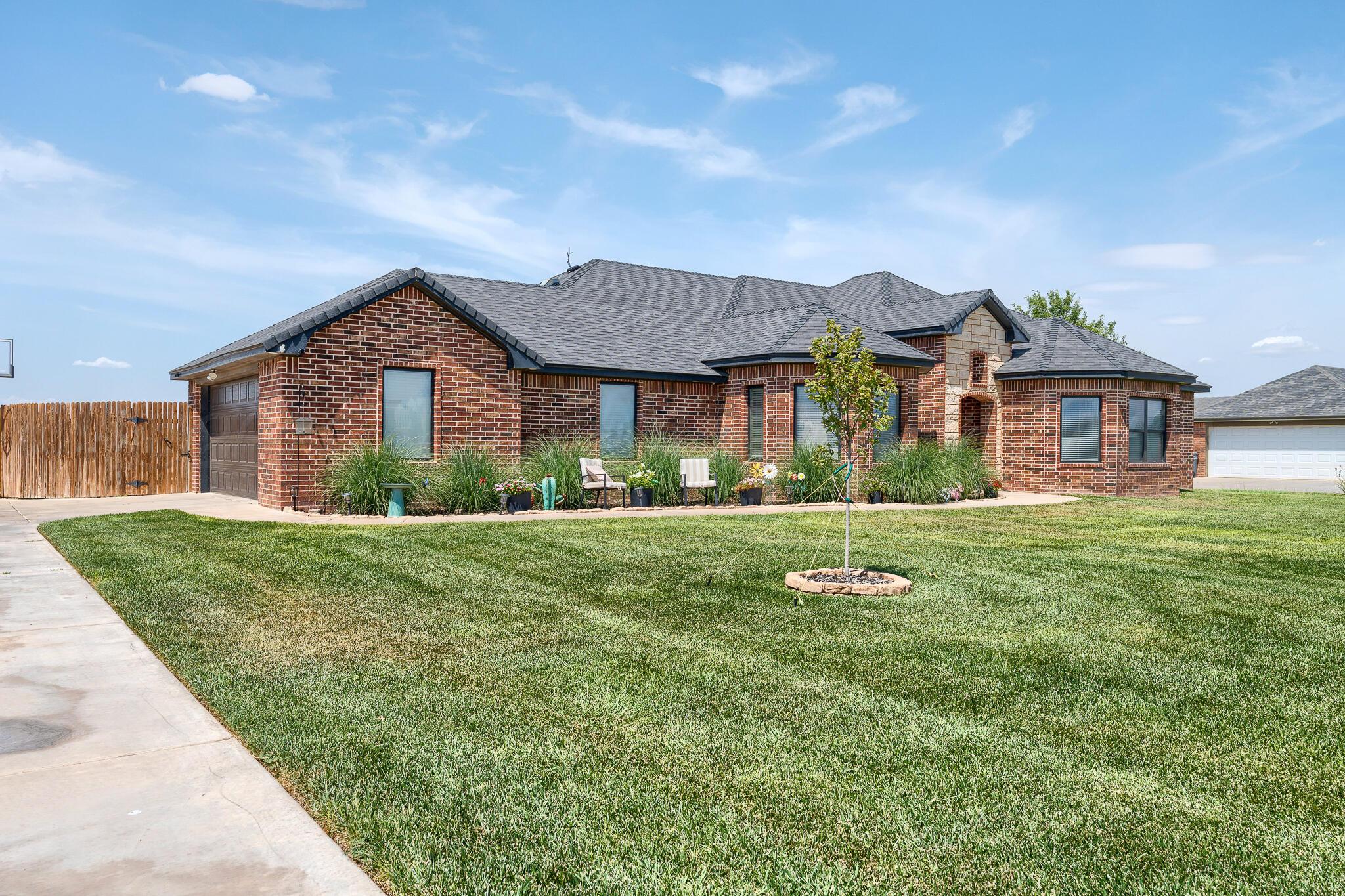 7550 OUTLOOK Avenue