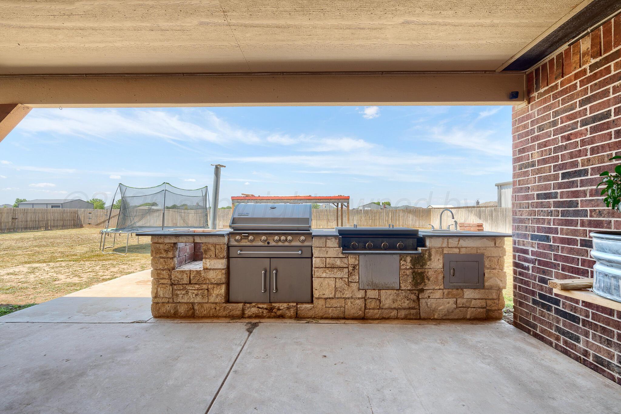 7550 OUTLOOK Avenue