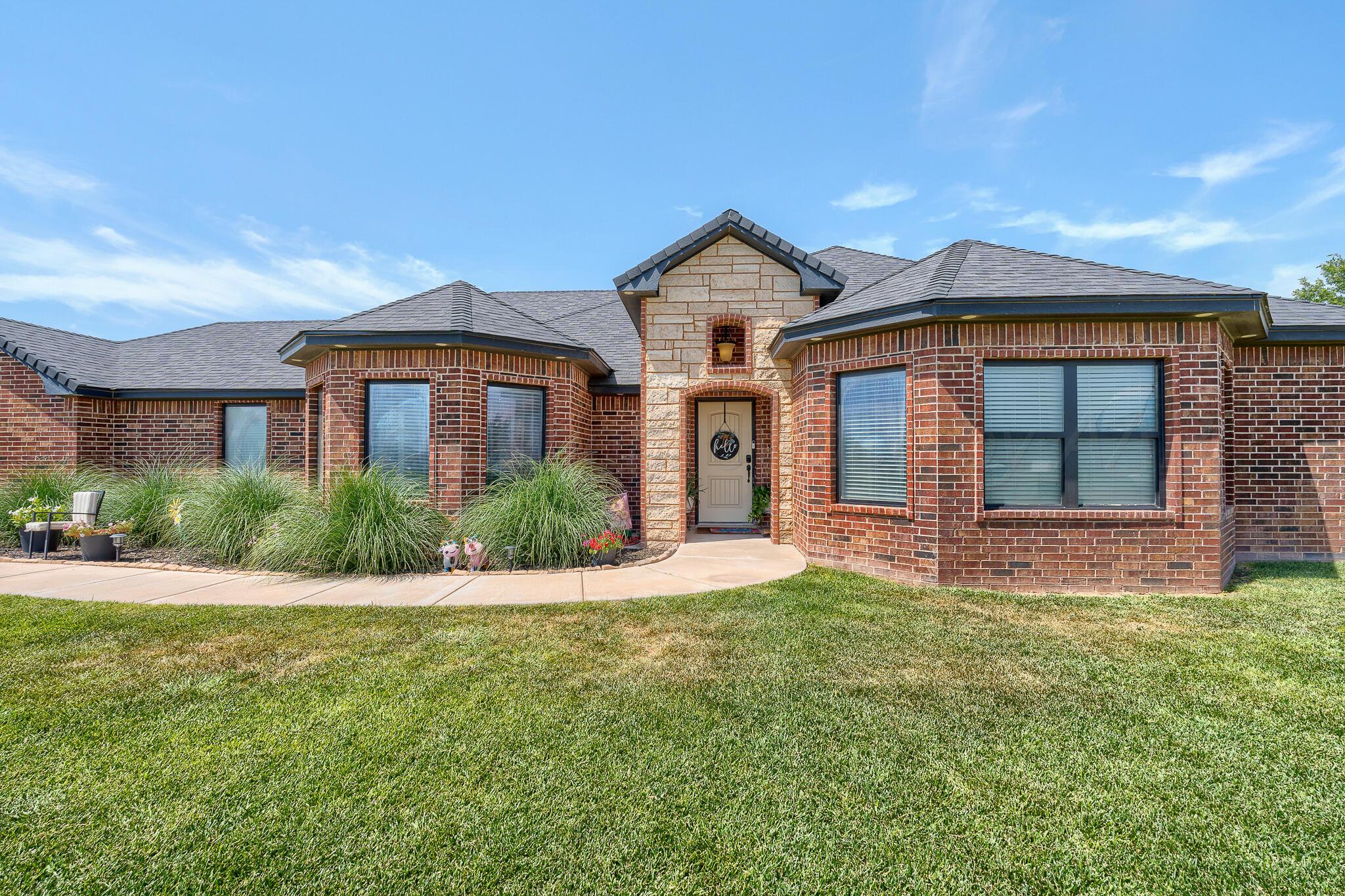 7550 OUTLOOK Avenue
