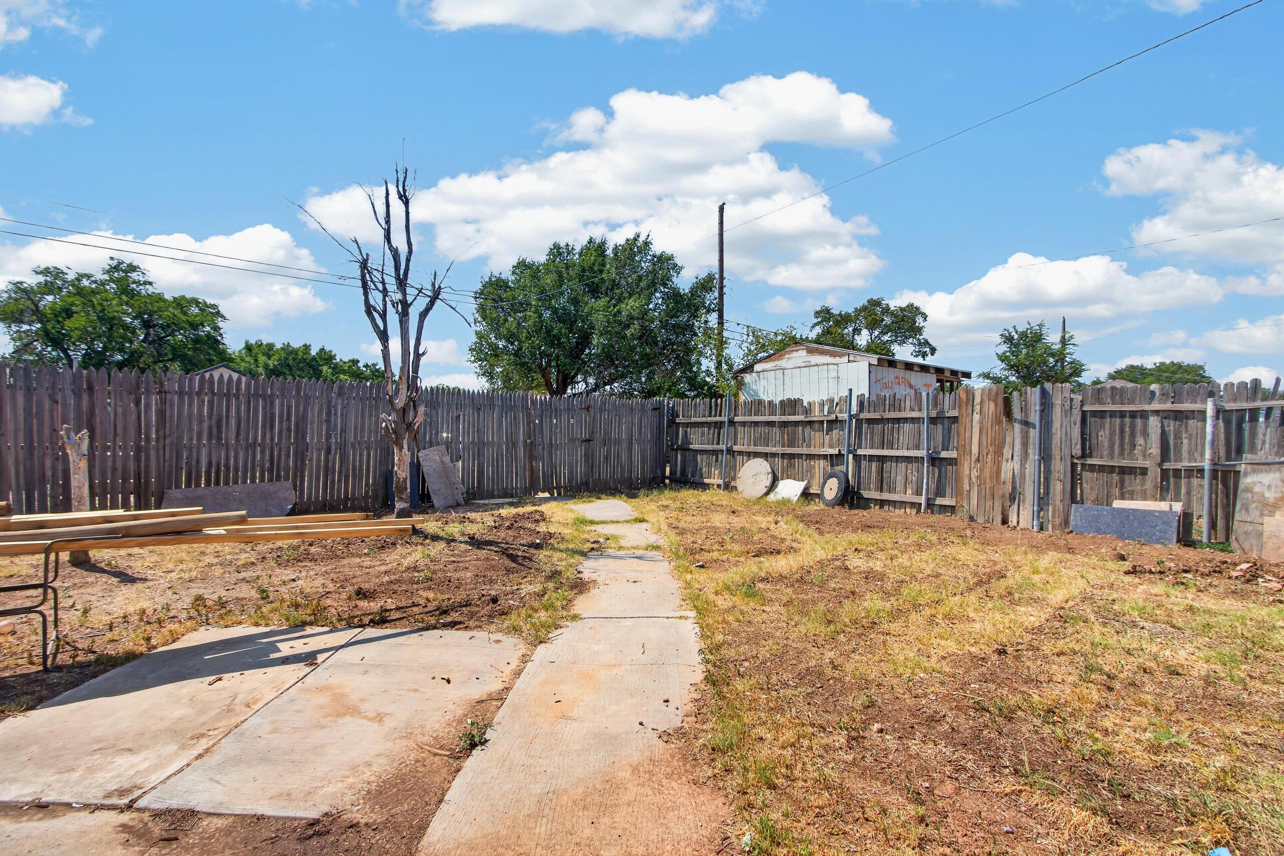 1032 STUART Drive