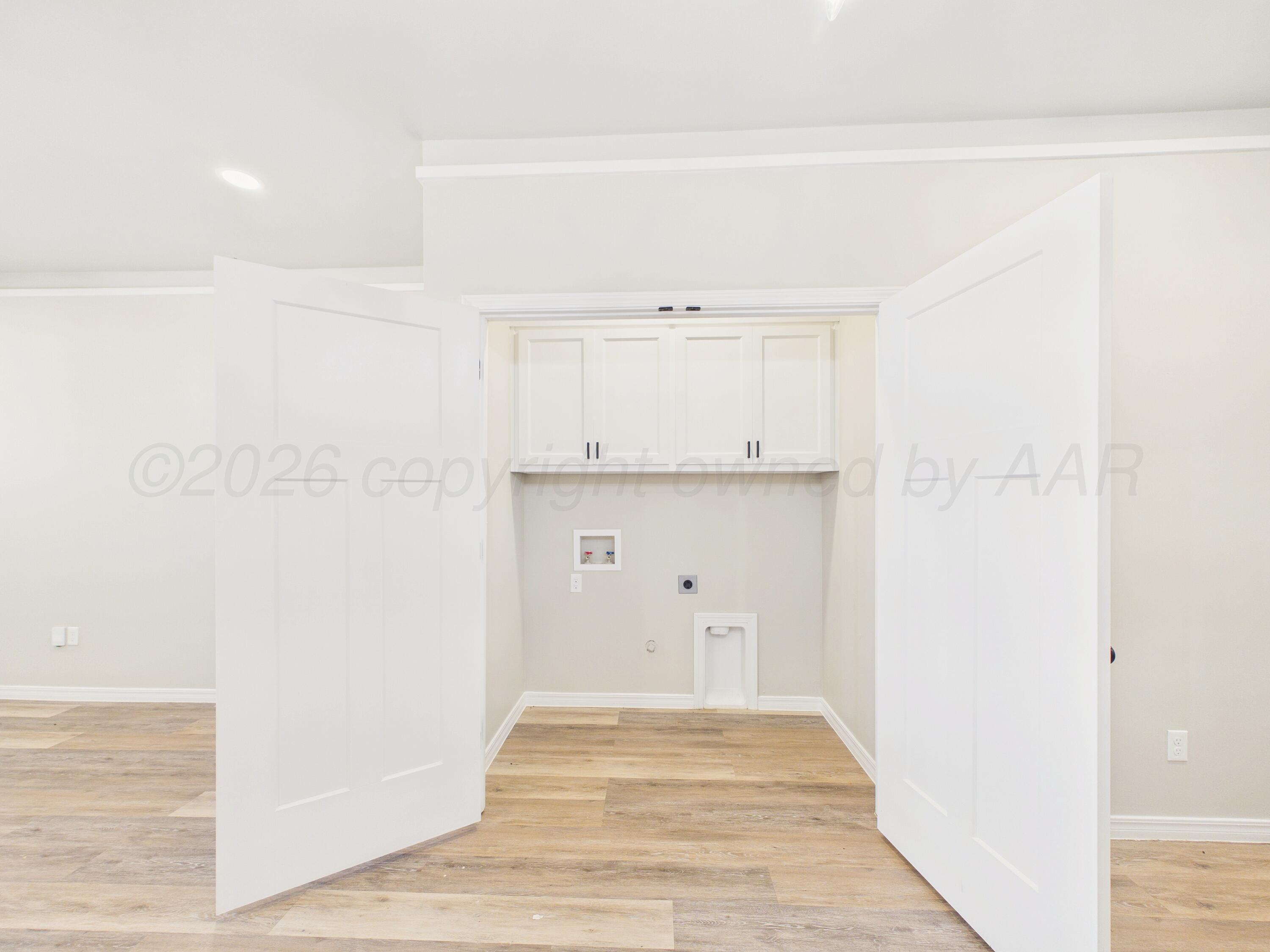 10121 AJUGA Unit A Lane