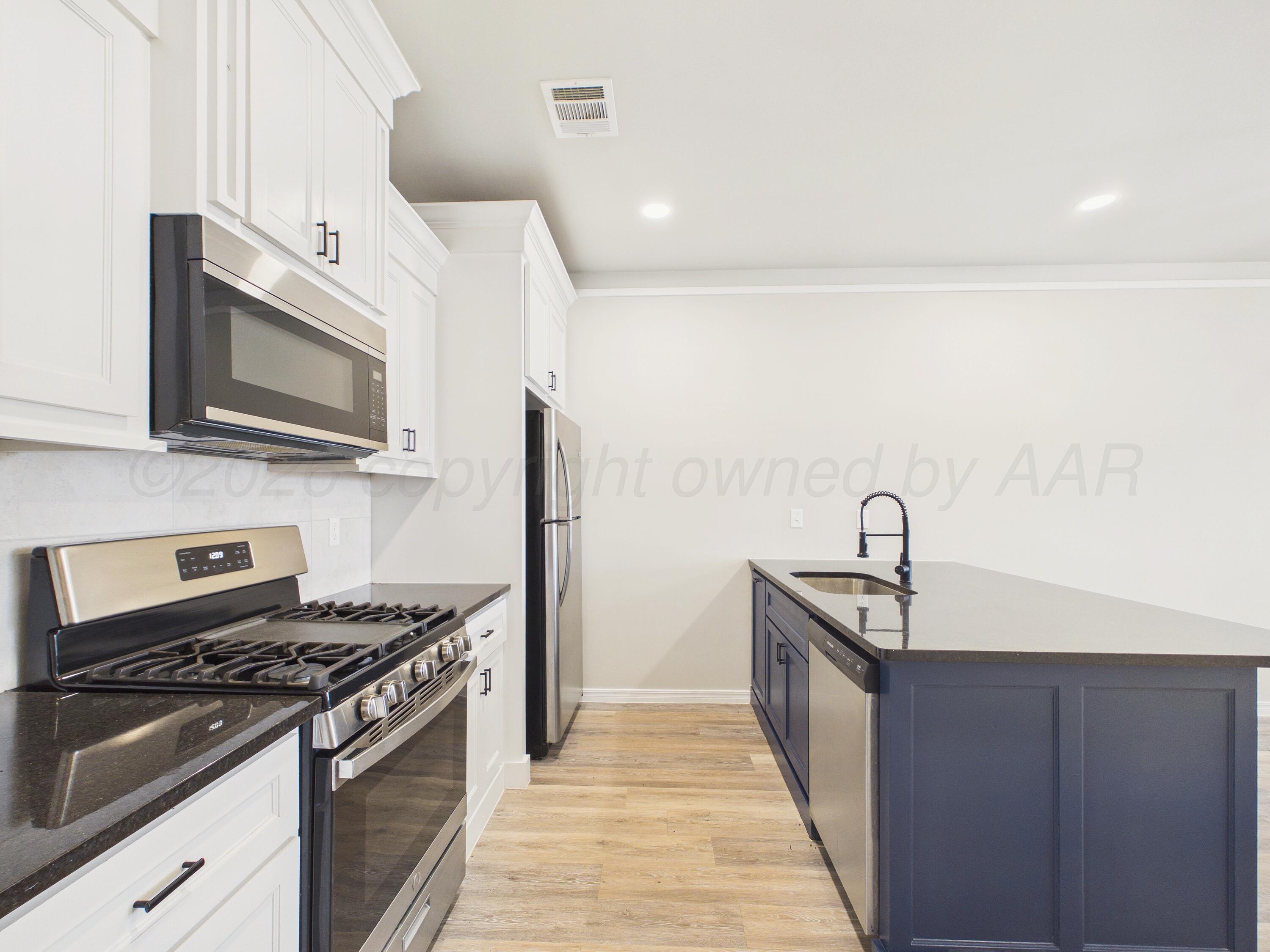 10121 AJUGA Unit A Lane