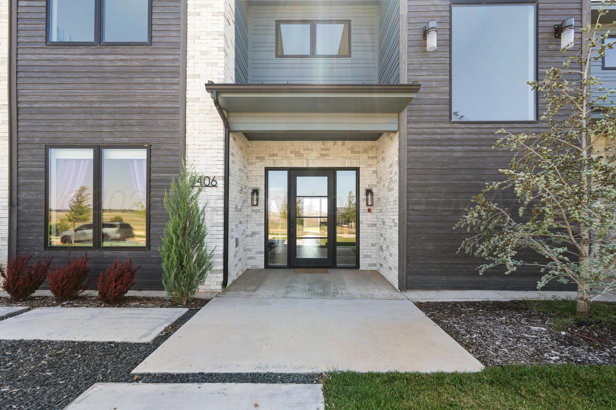 9406 Rockridge Parkway
