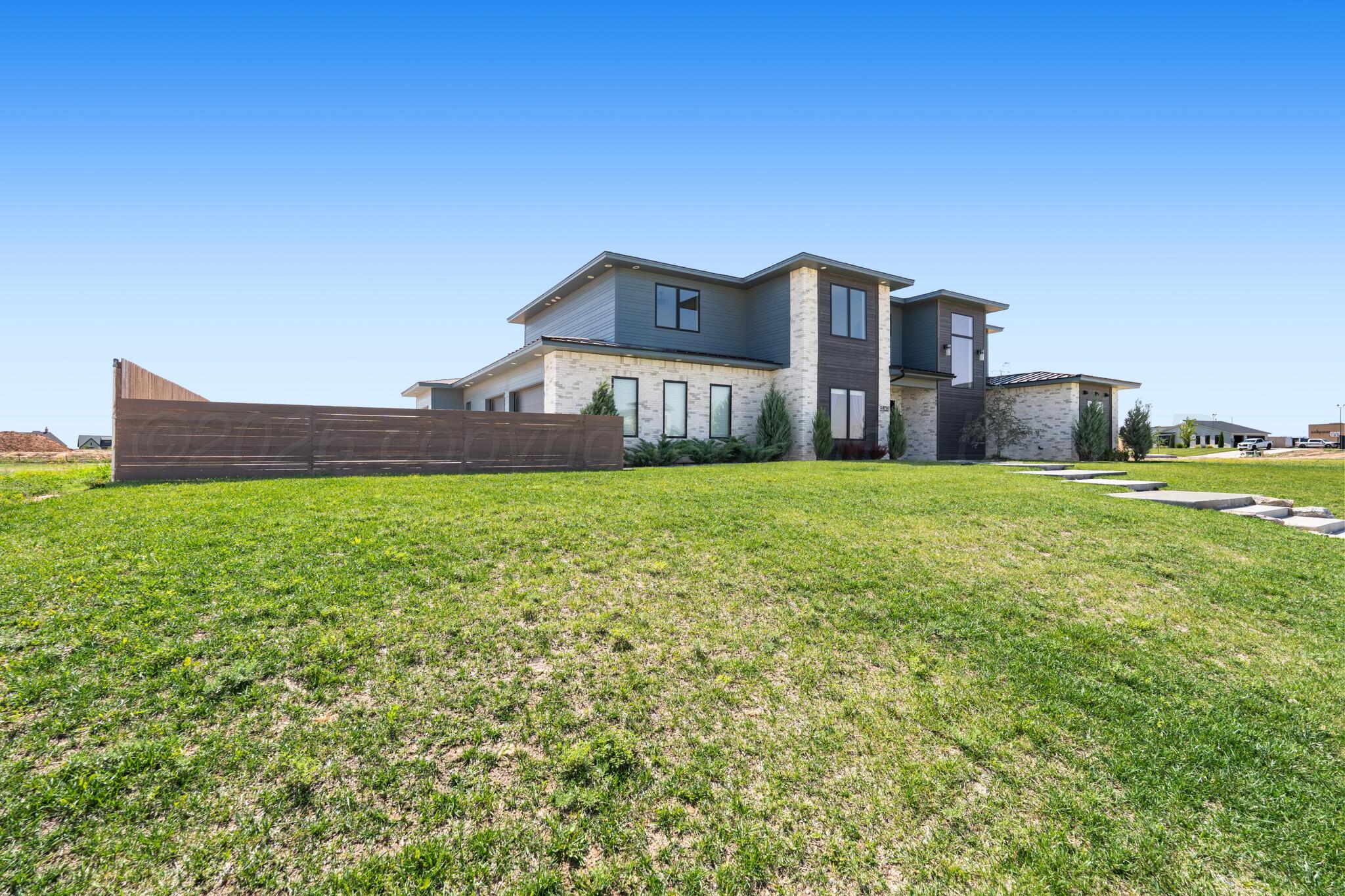 9406 Rockridge Parkway