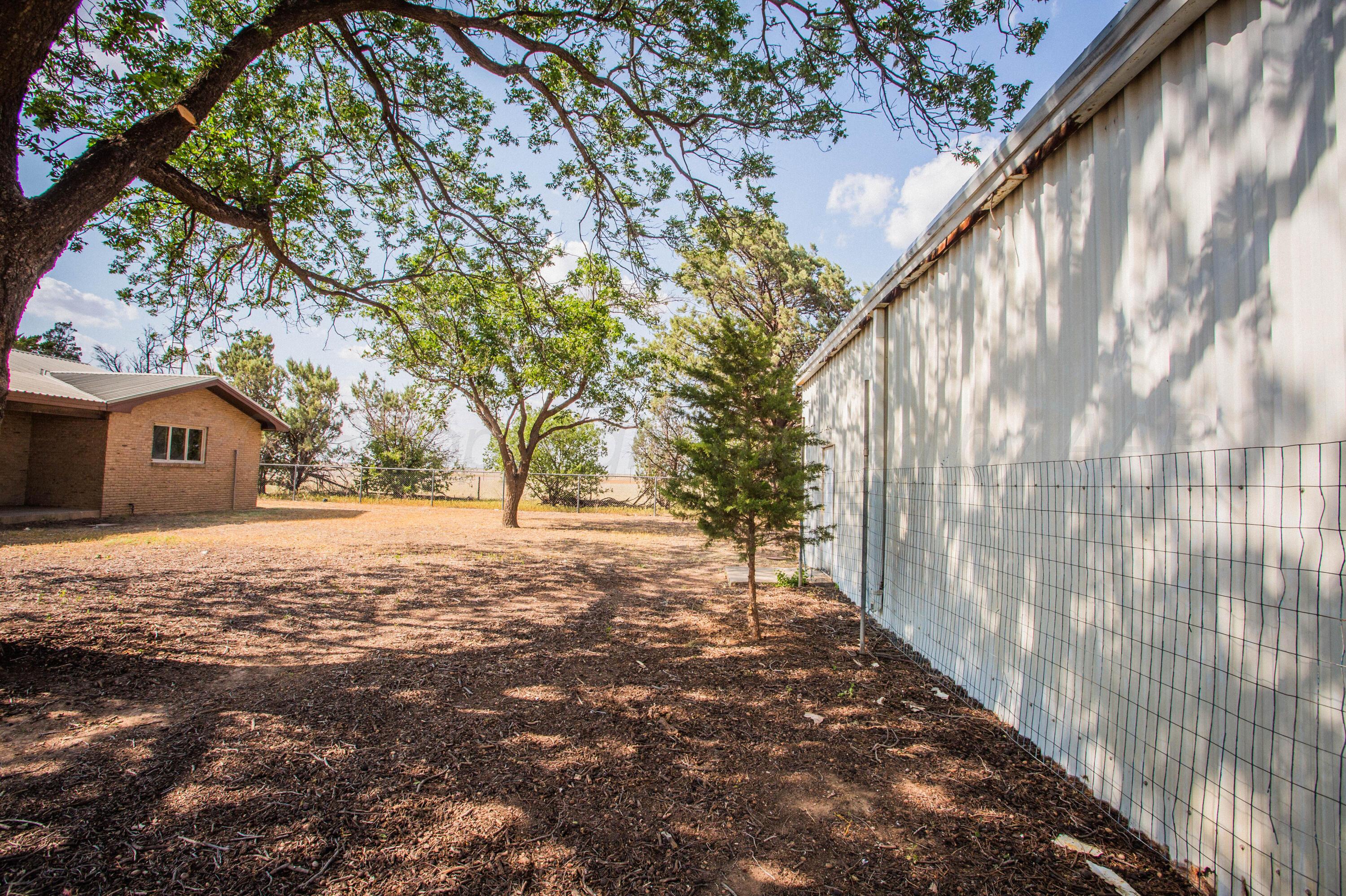 1450 Farm To Market Road 1424
