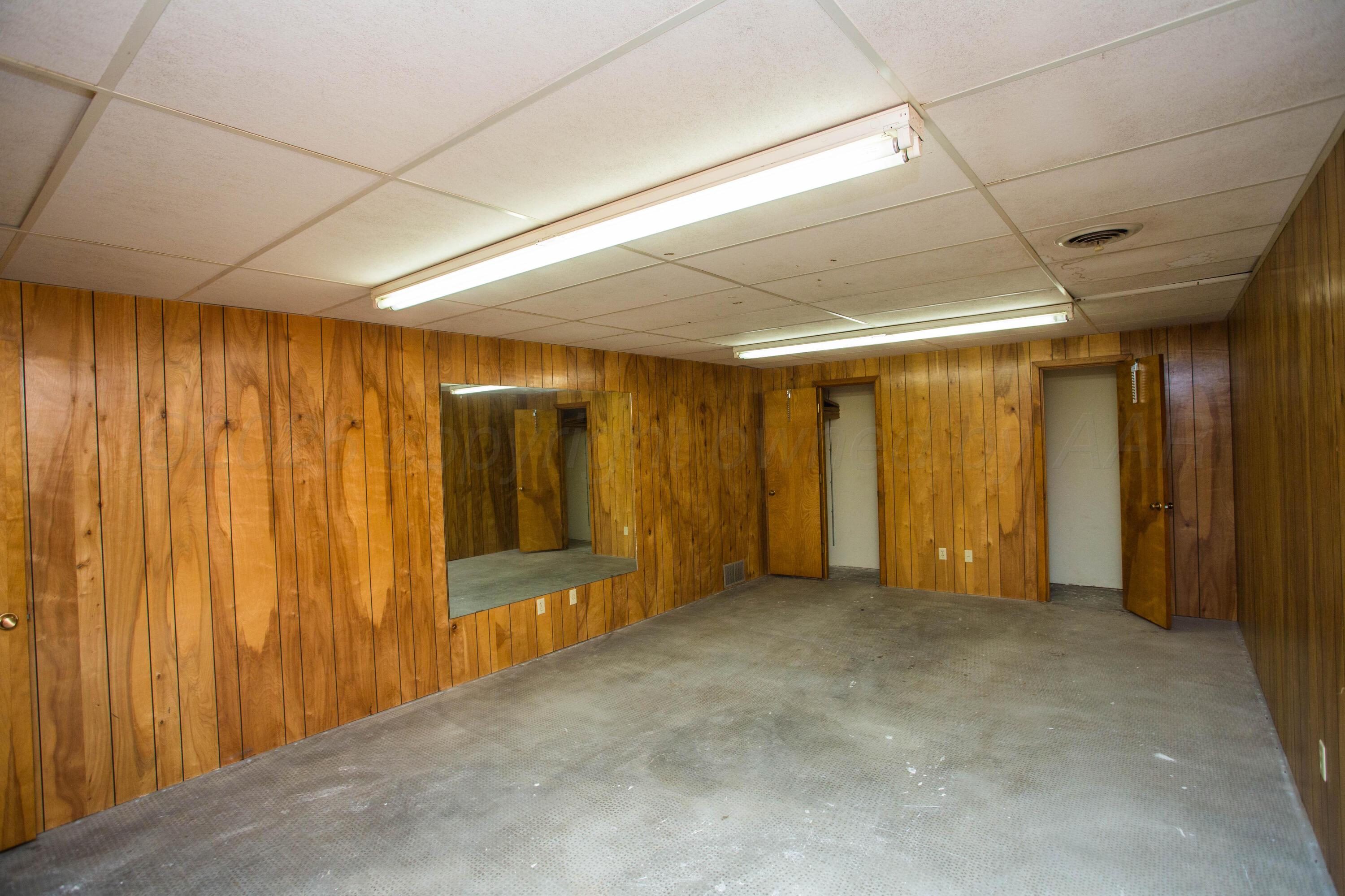 1450 Farm To Market Road 1424