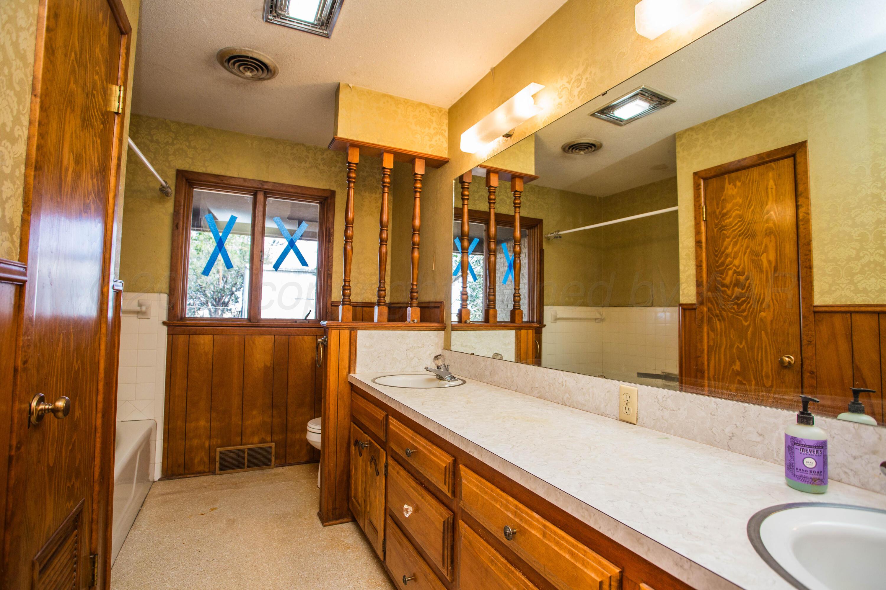 1450 Farm To Market Road 1424