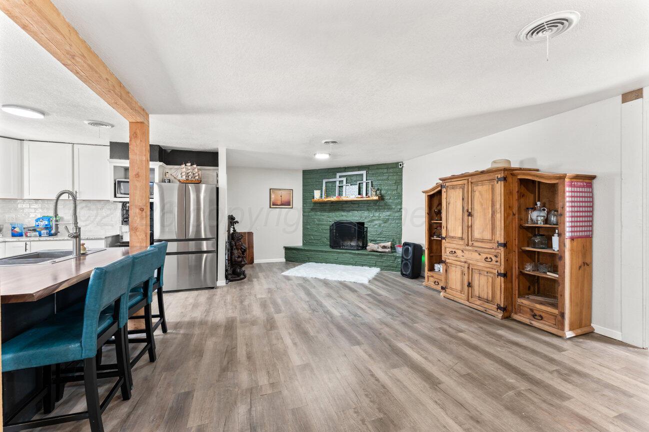 313 RAMADA Trail