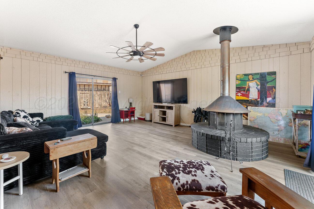 313 RAMADA Trail