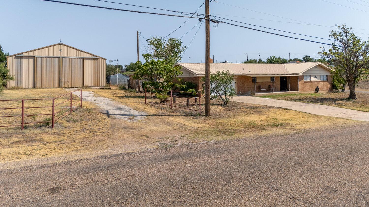 313 RAMADA Trail