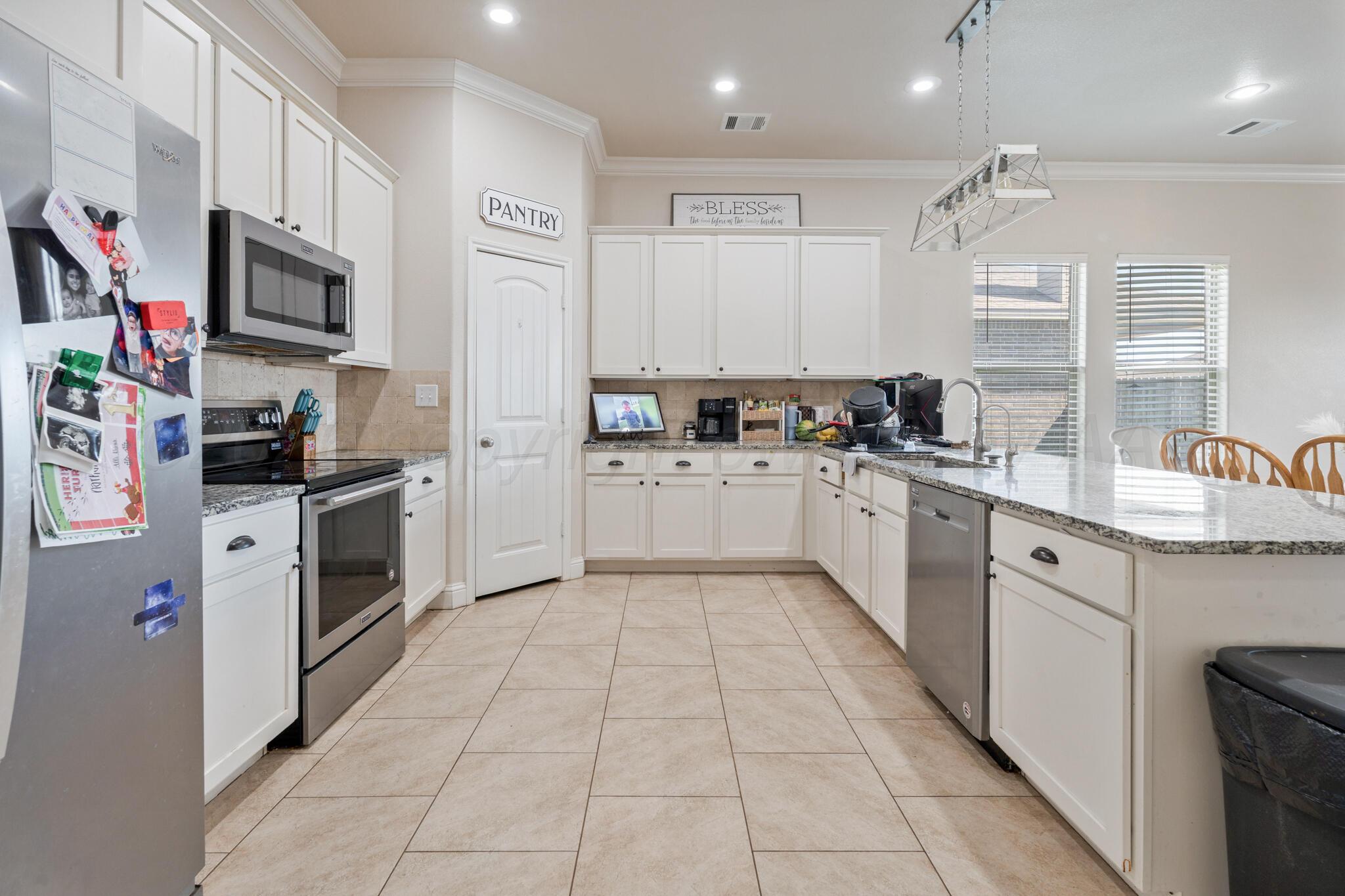 9609 CAGLE Drive