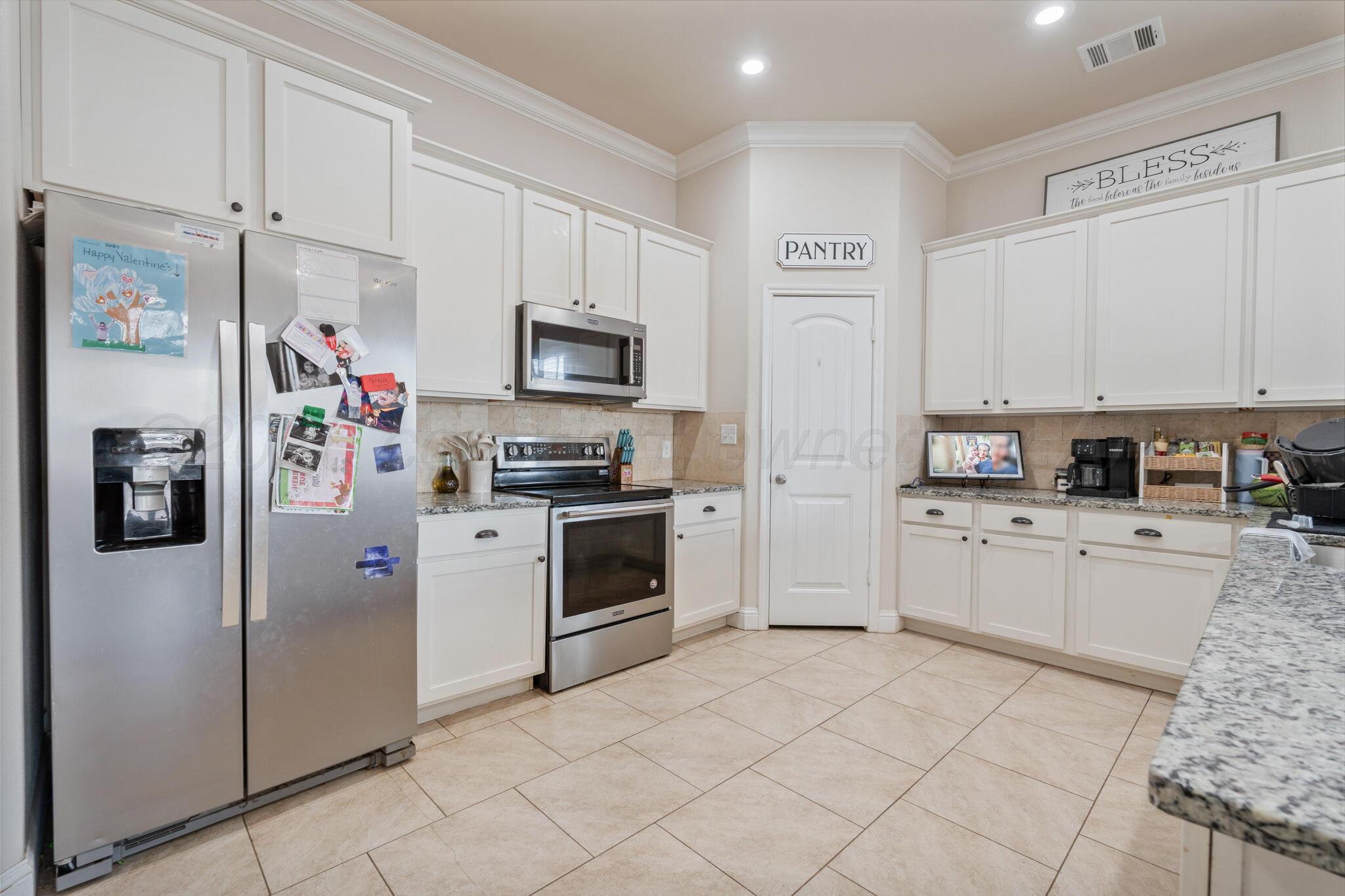 9609 CAGLE Drive