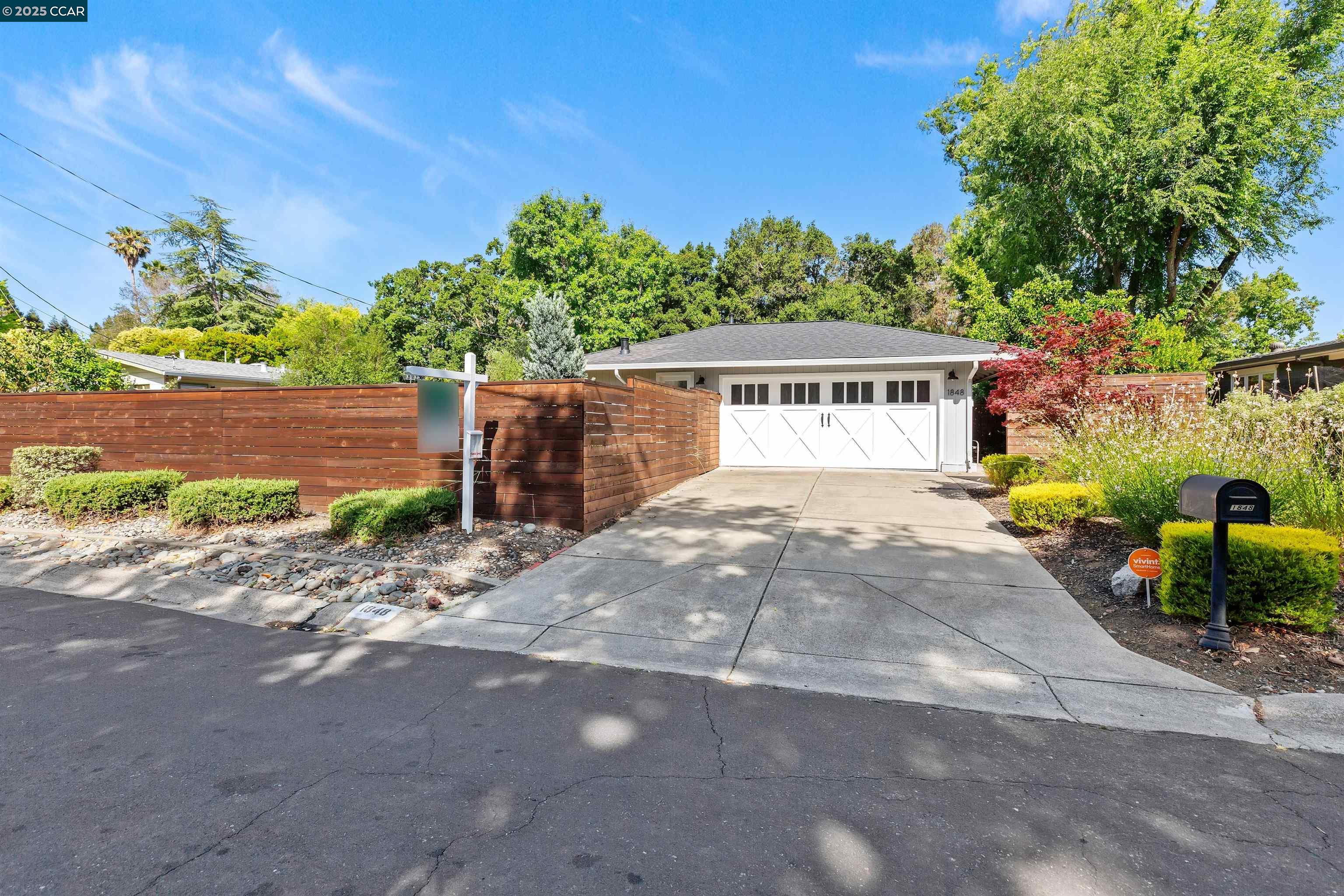 1848 Magnolia Way