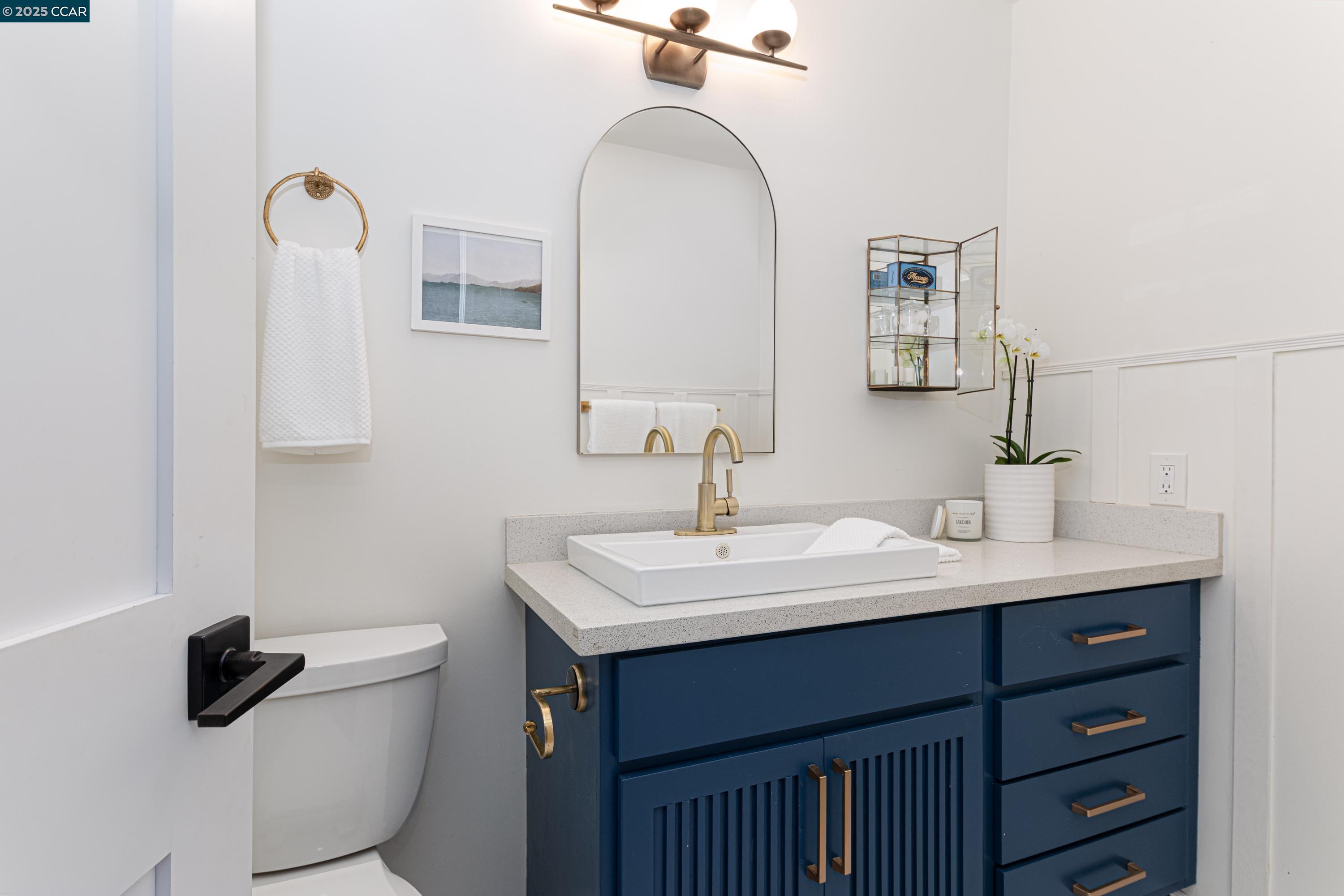 6701 Sobrante Rd, Oakland