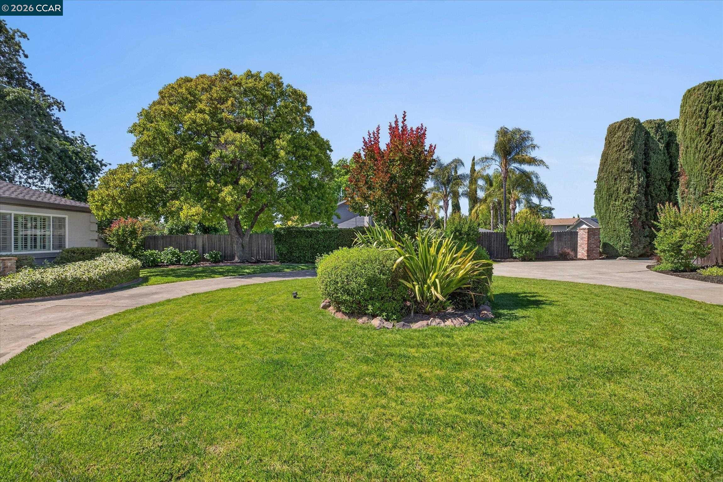 801 Cheyenne Dr