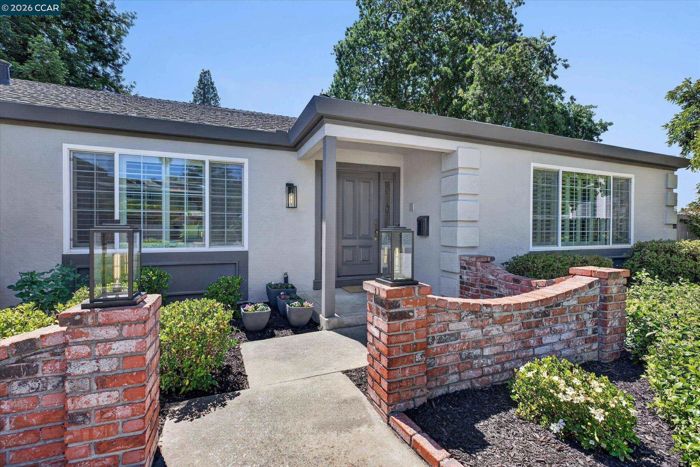 801 Cheyenne Dr