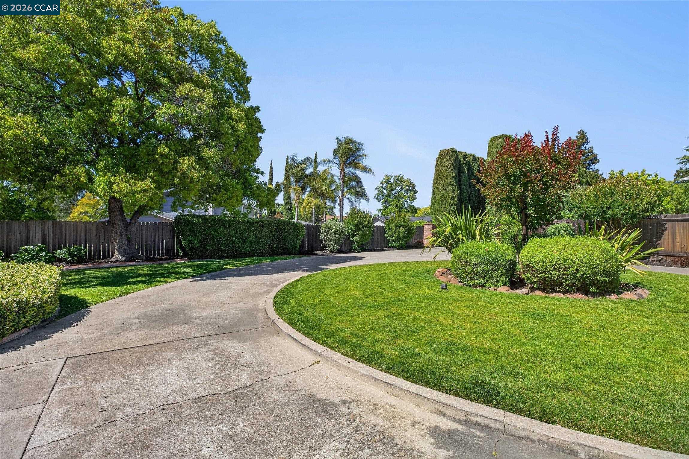 801 Cheyenne Dr