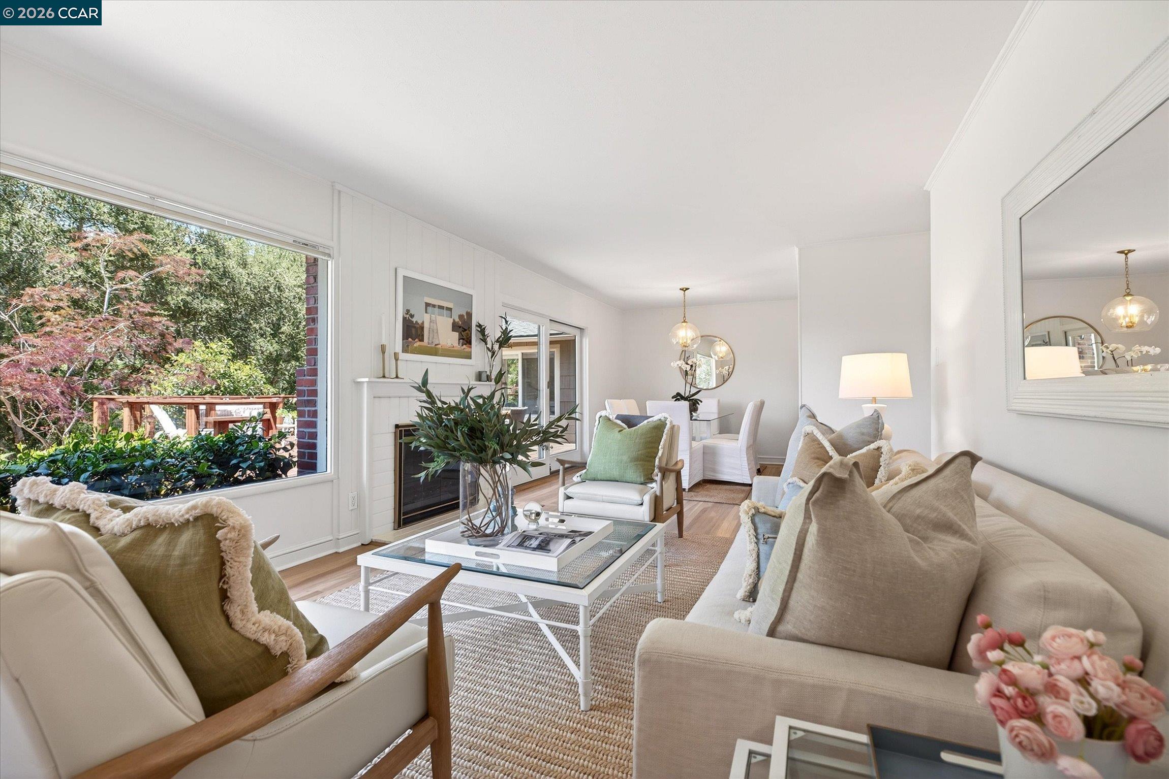 229 Manzanita Dr