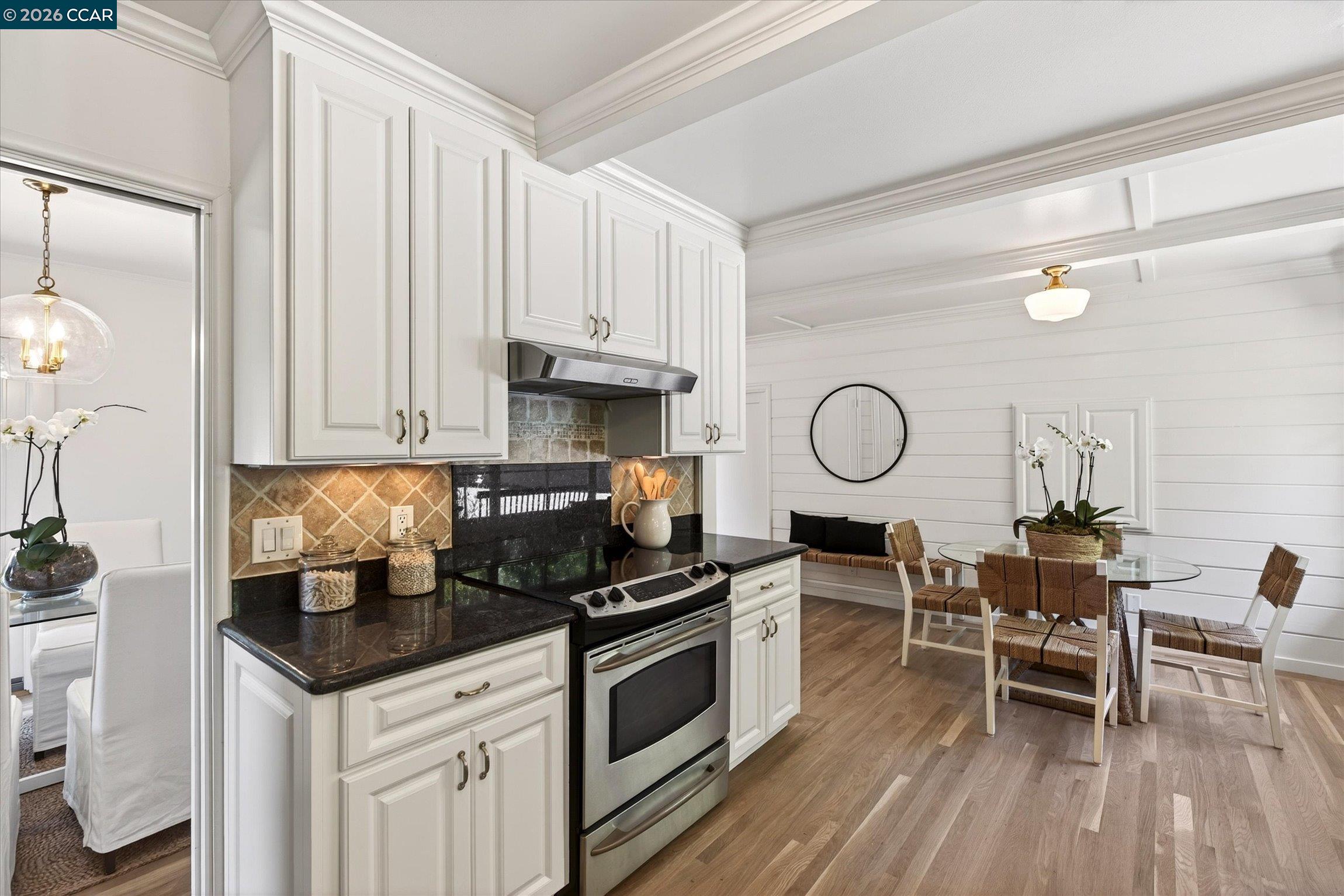 229 Manzanita Dr