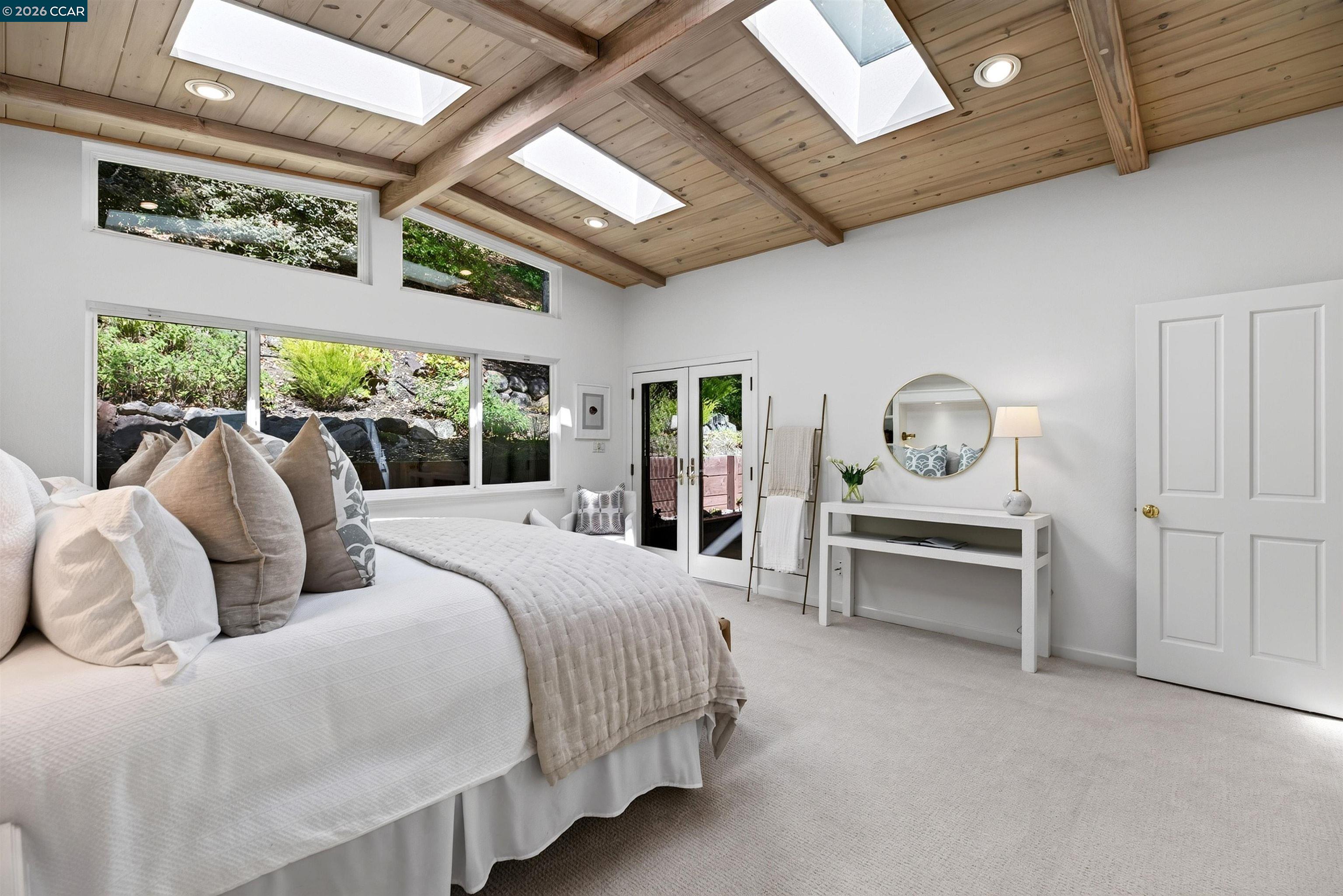 456 Camino Sobrante