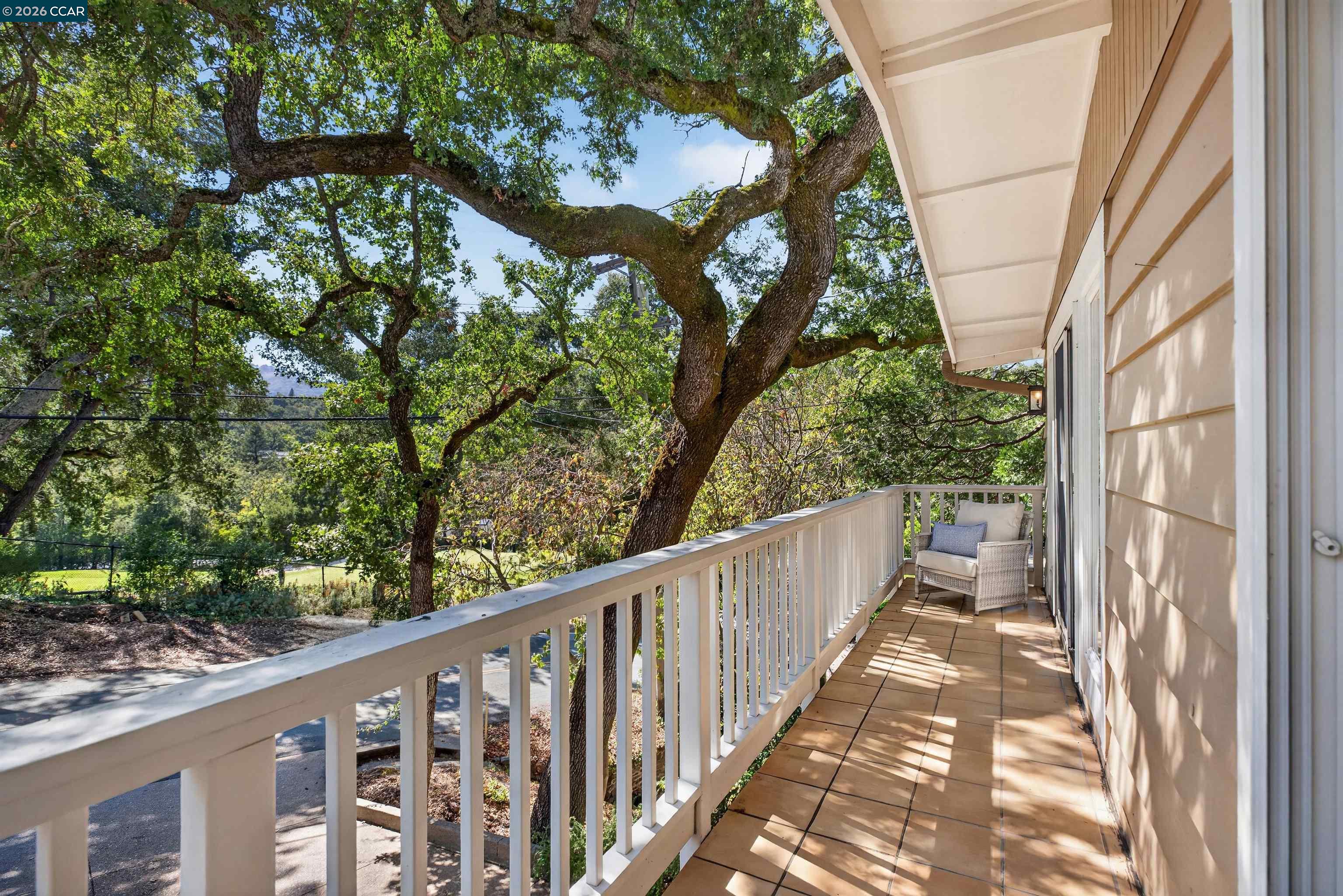 456 Camino Sobrante