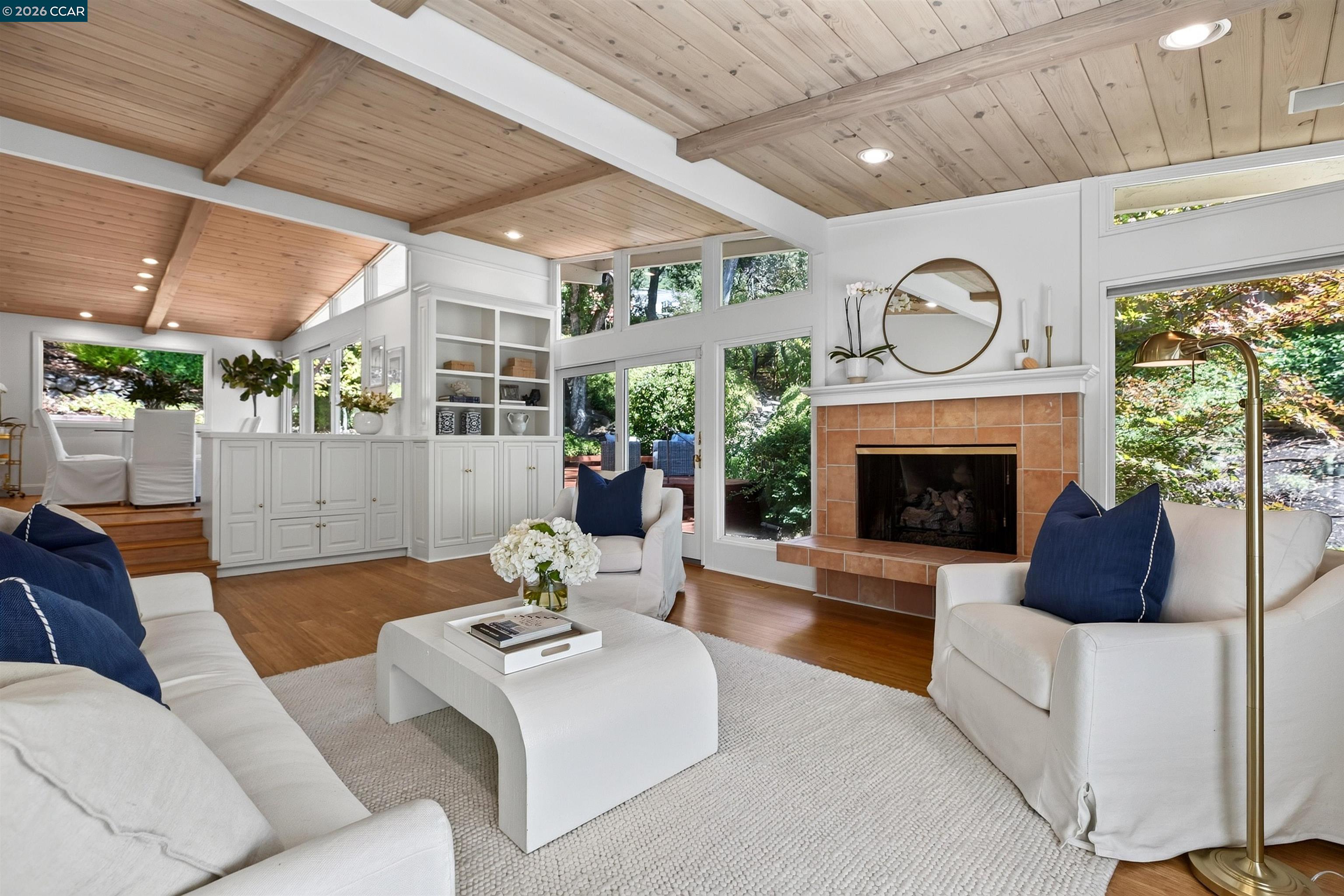 456 Camino Sobrante