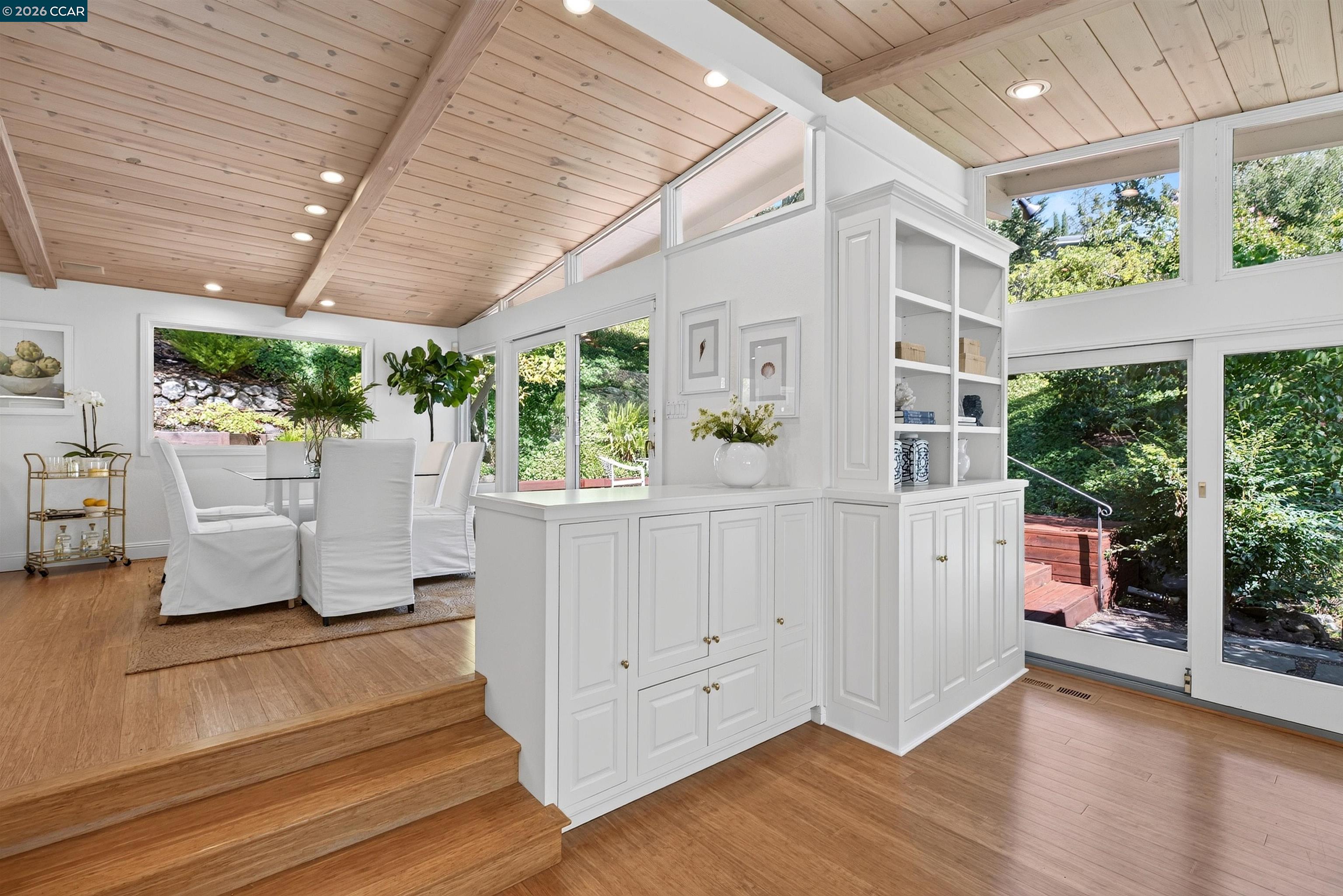 456 Camino Sobrante