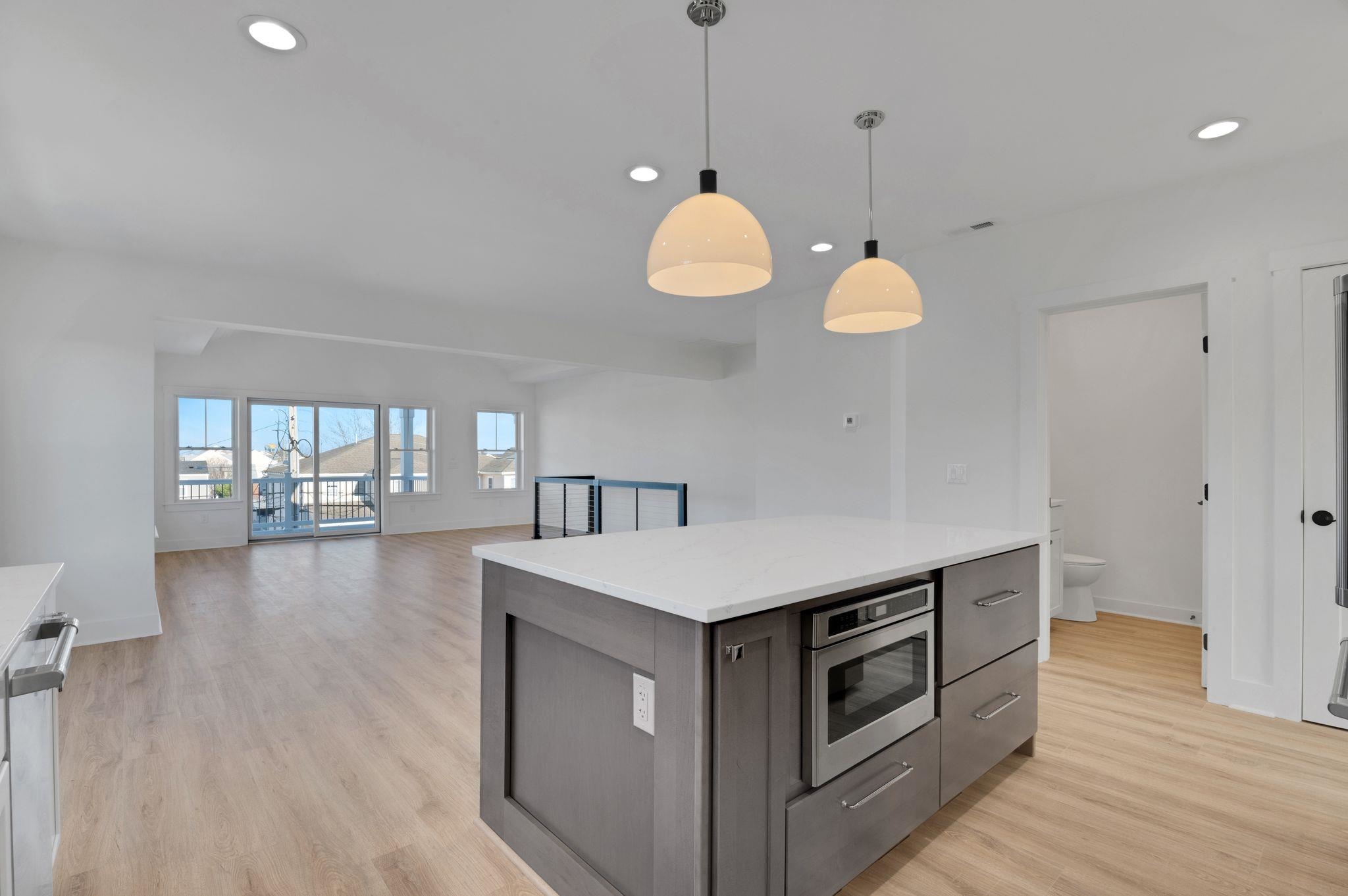 132 W Lavender Road Unit: West