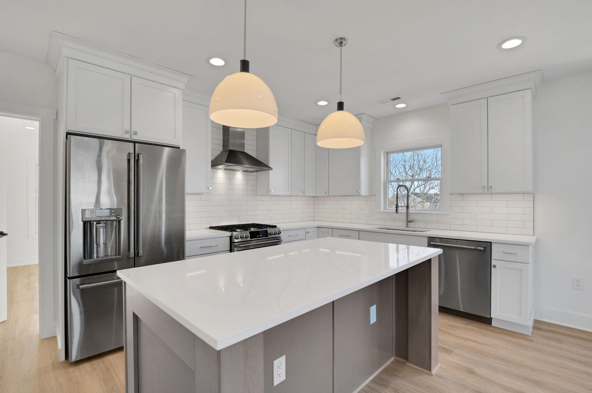 132 W Lavender Road Unit: West