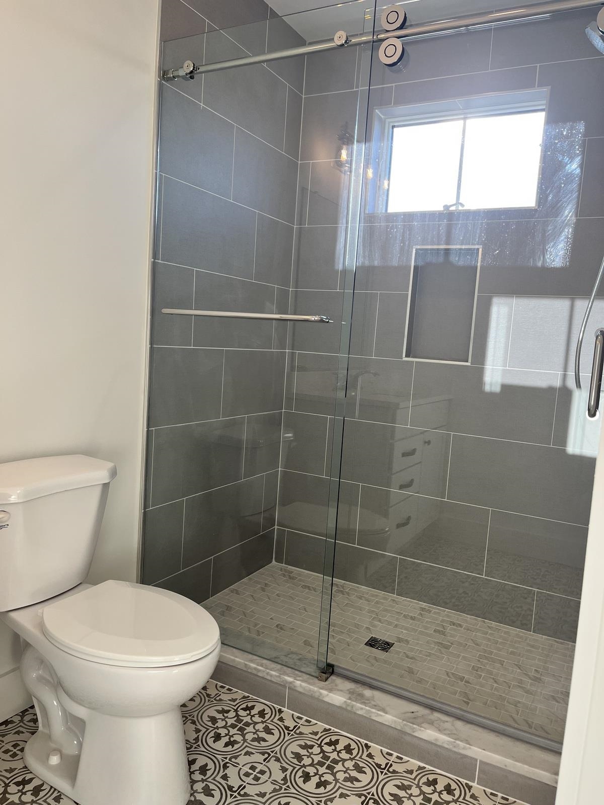 132 W Lavender Road Unit: West