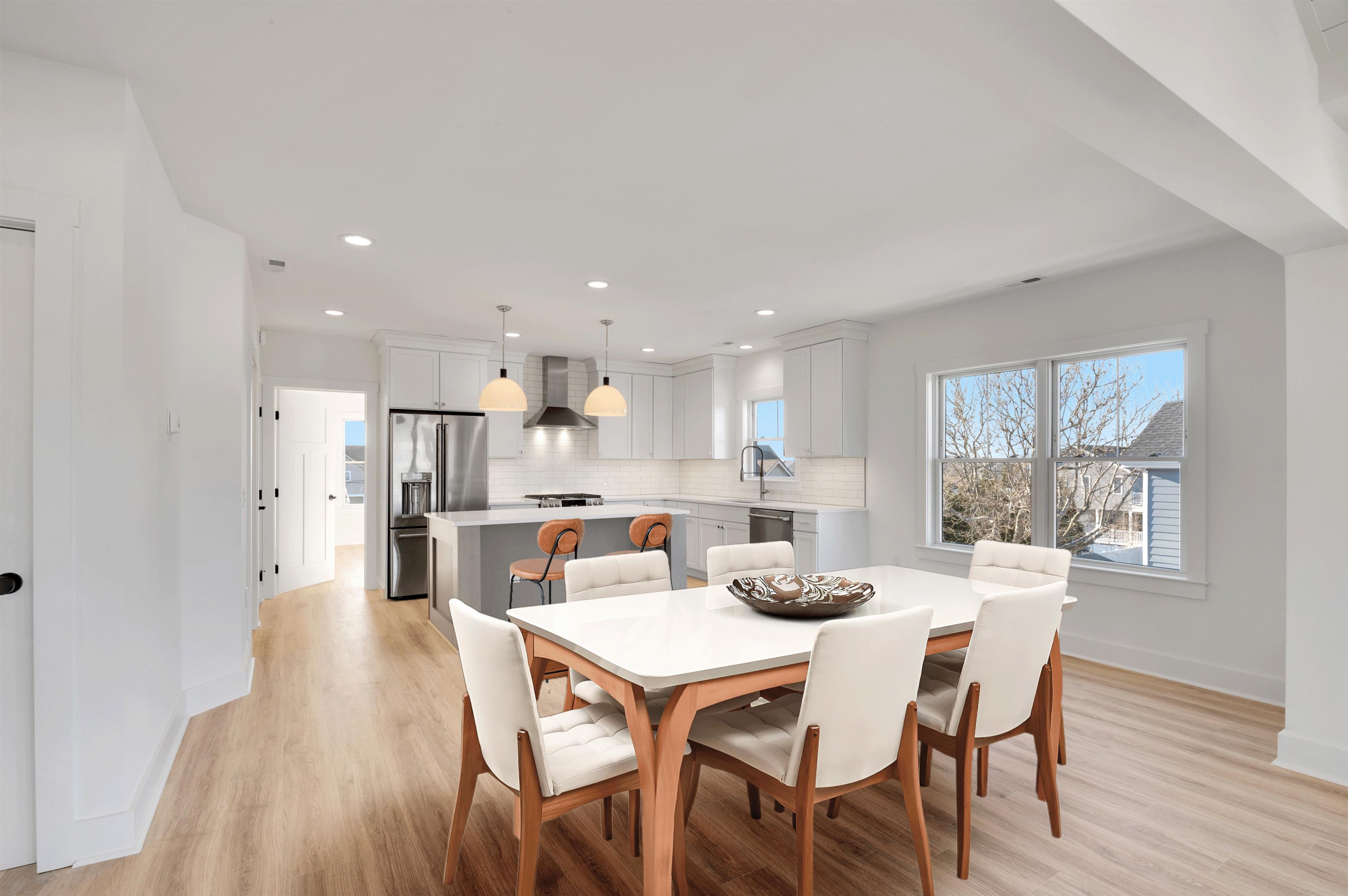 132 W Lavender Road Unit: West