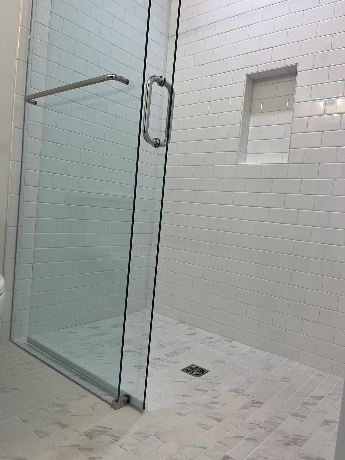 132 W Lavender Road Unit: West