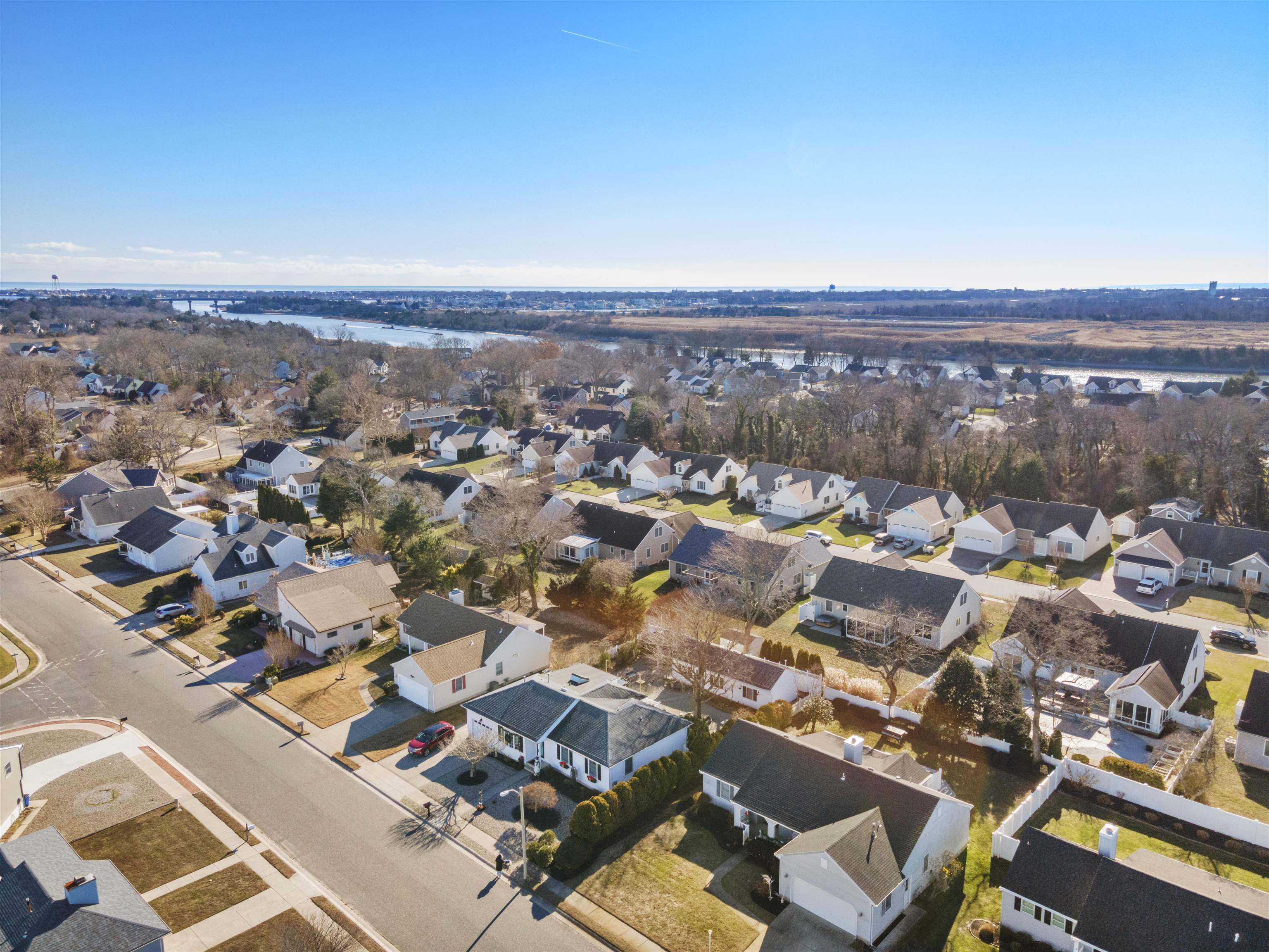 202 W Vineyard Court