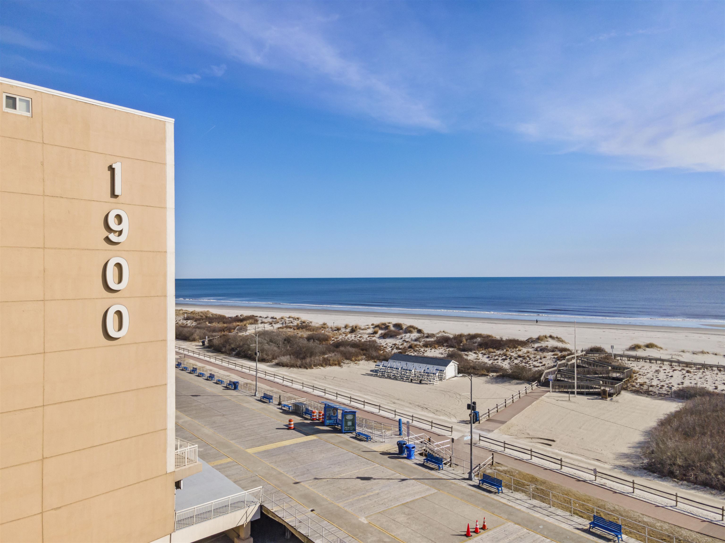1900 Boardwalk Unit: 705