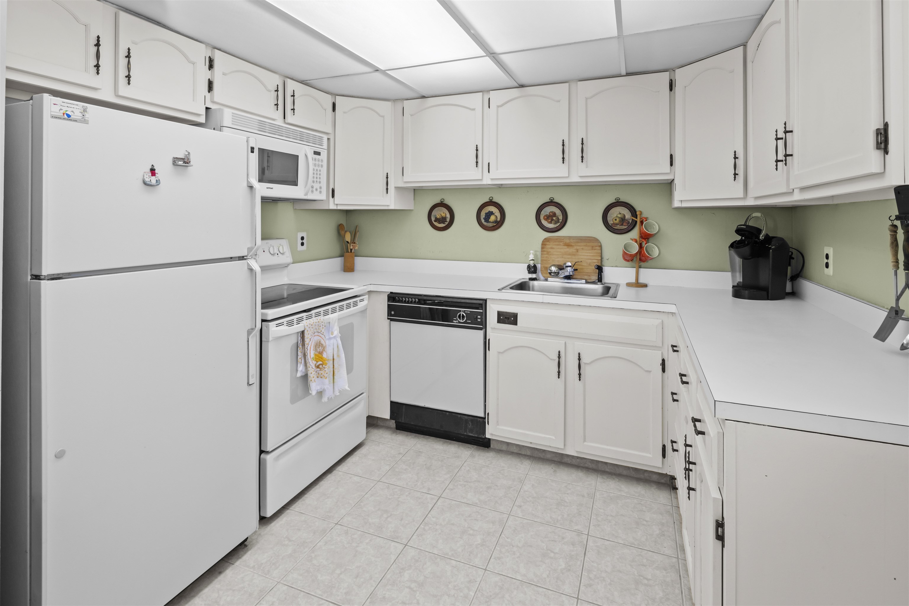 1900 Boardwalk Unit: 705