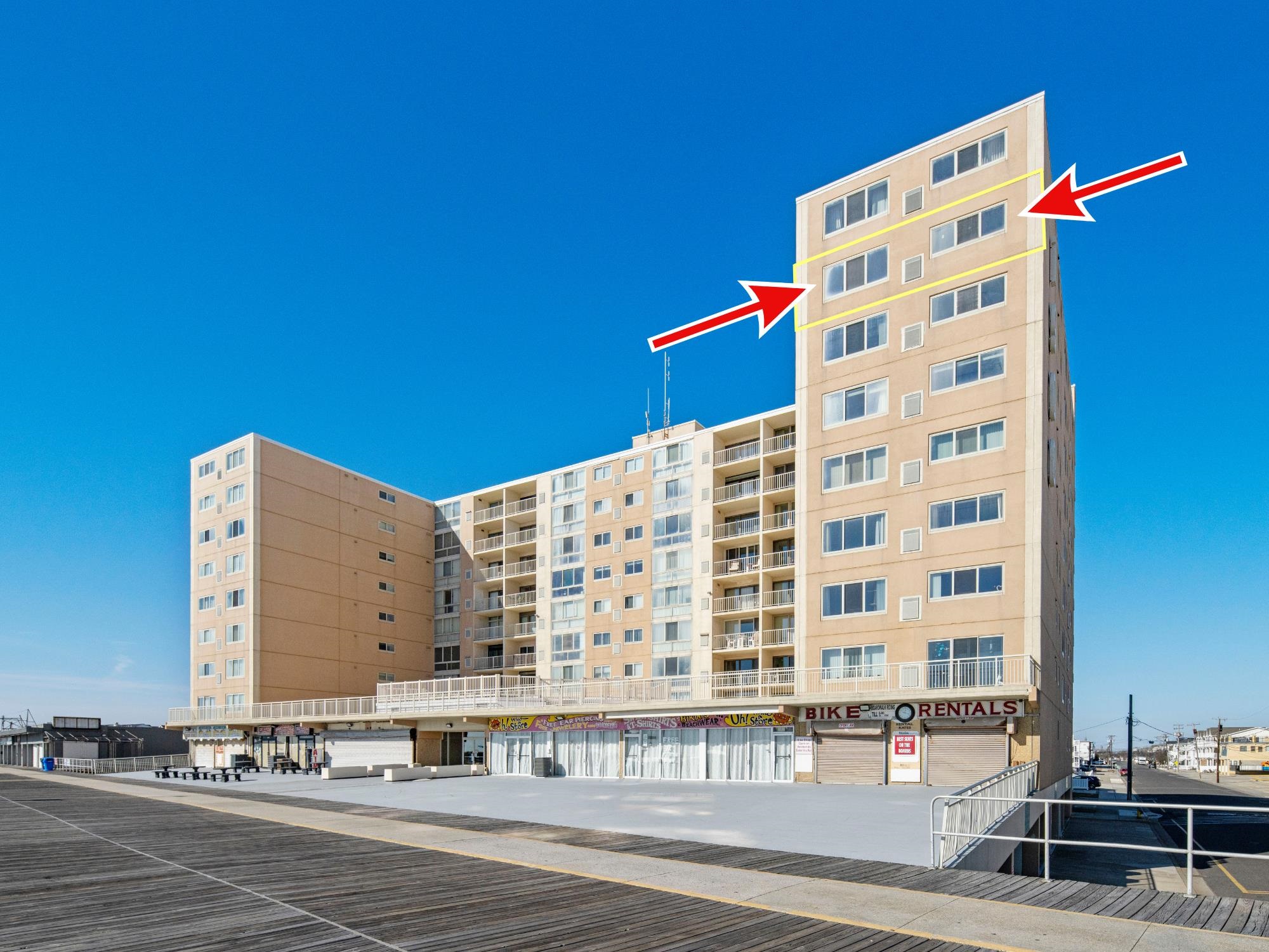 1900 Boardwalk Unit: 705