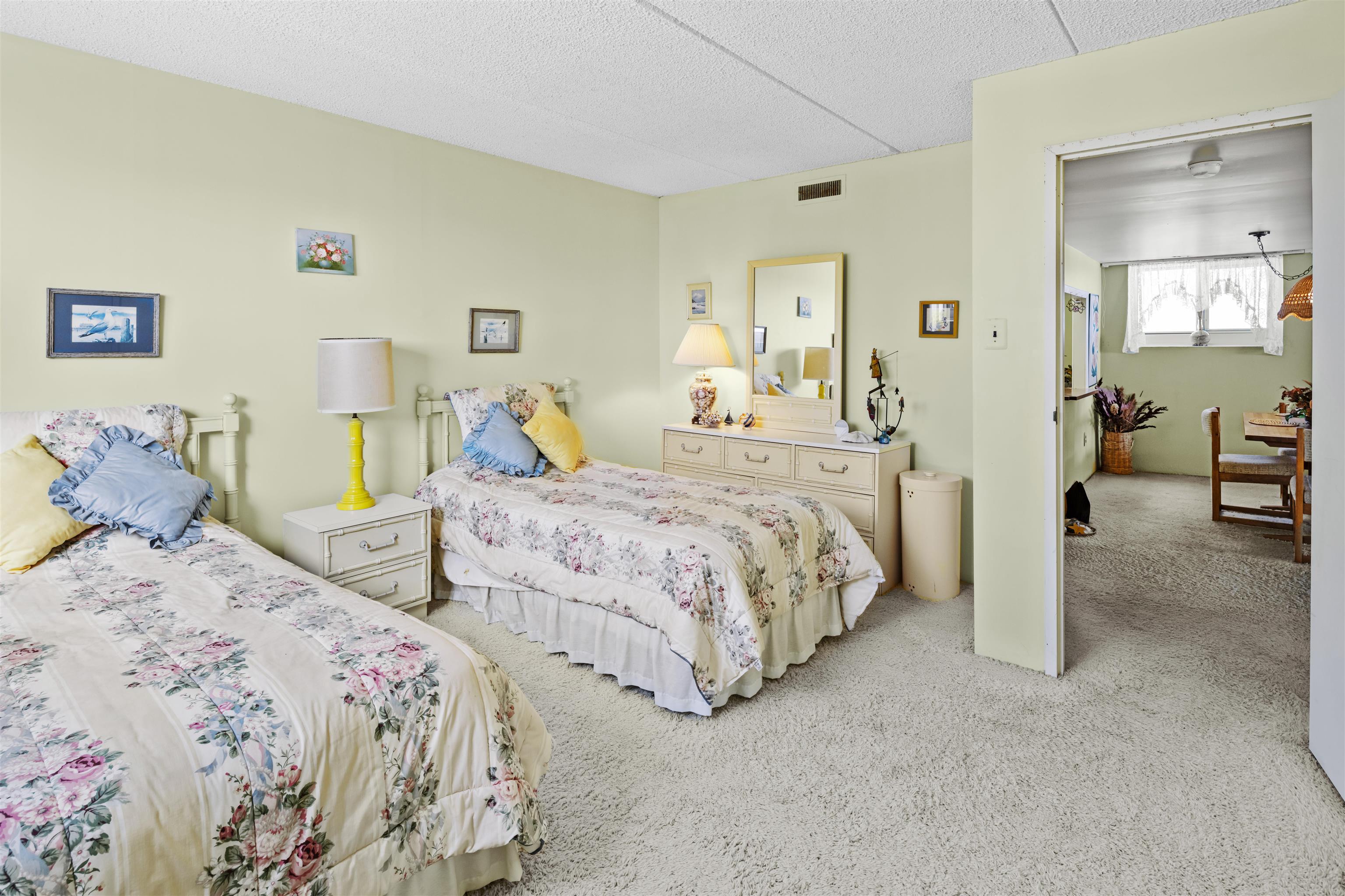 1900 Boardwalk Unit: 705