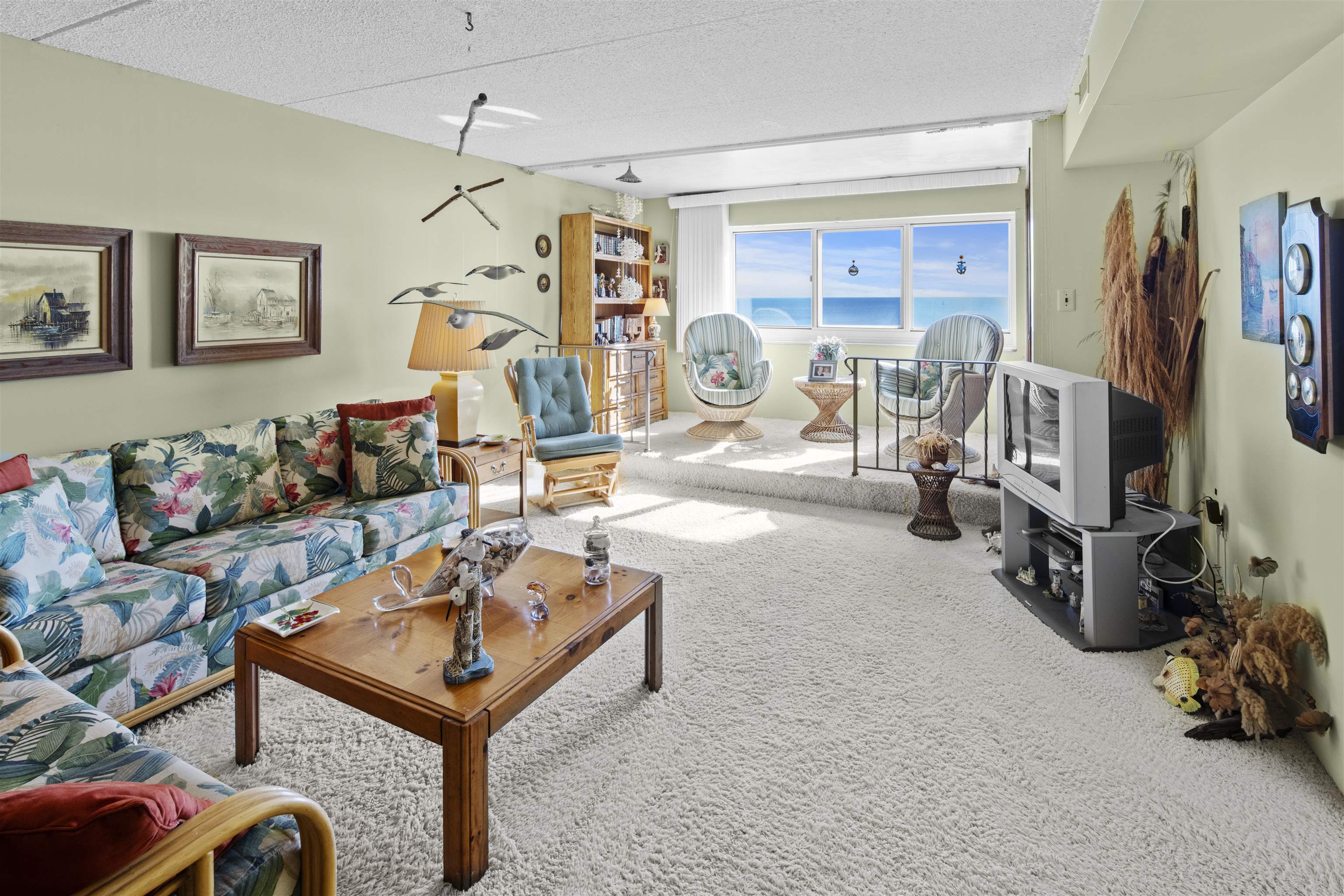1900 Boardwalk Unit: 705