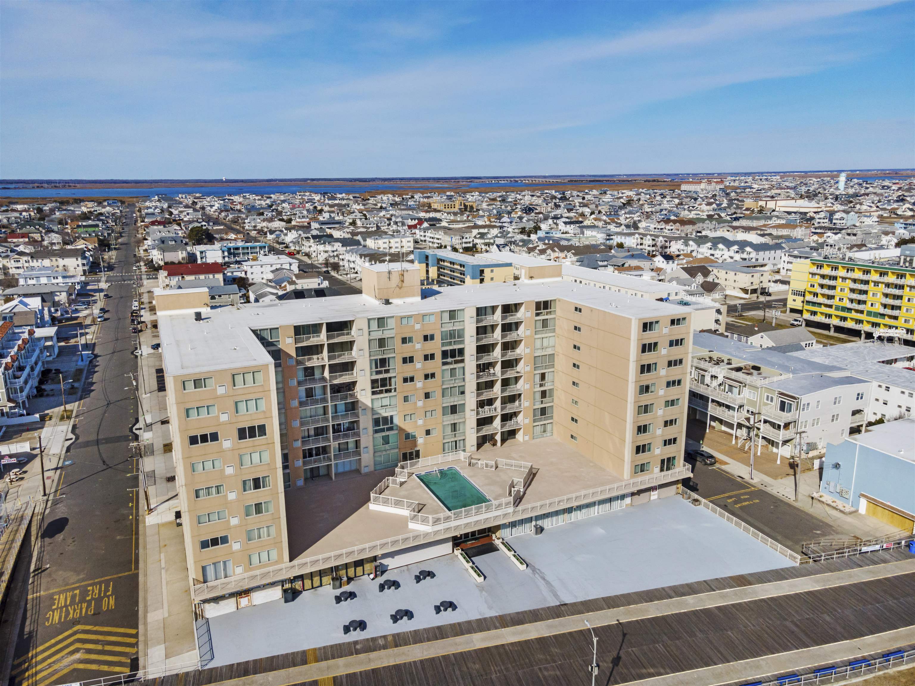 1900 Boardwalk Unit: 705