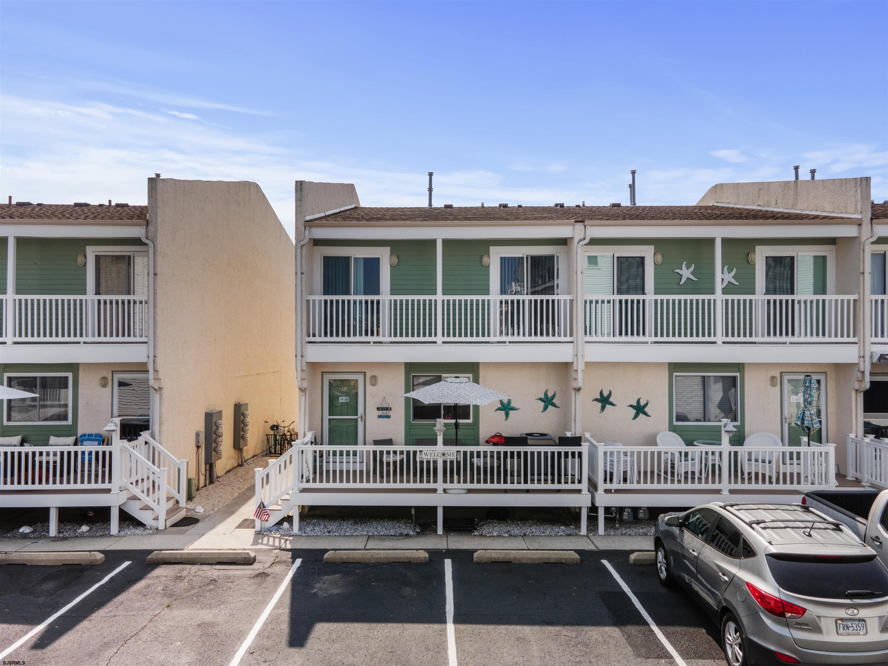 510 W Anglesea Dr Dr Unit: 18