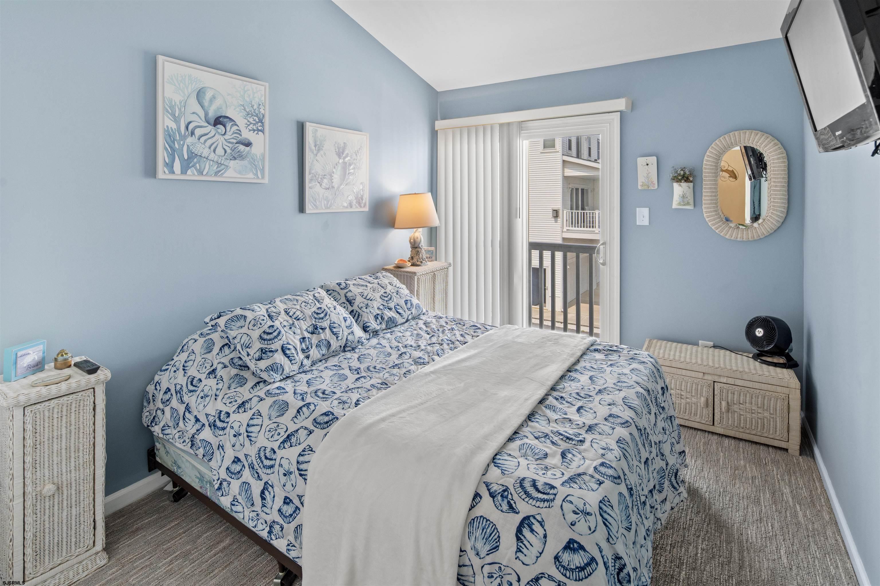 510 W Anglesea Dr Dr Unit: 18
