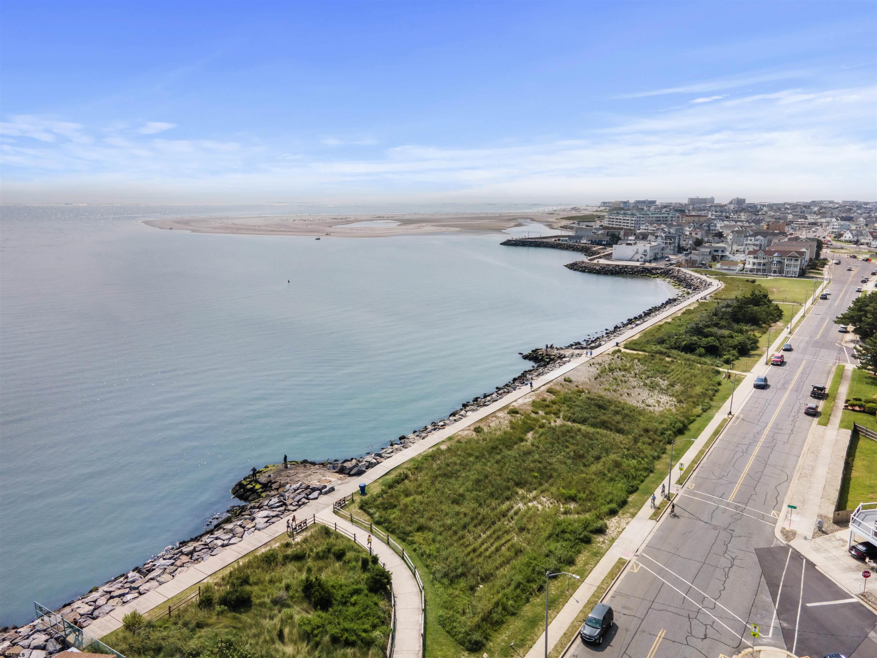 510 W Anglesea Dr Dr Unit: 18