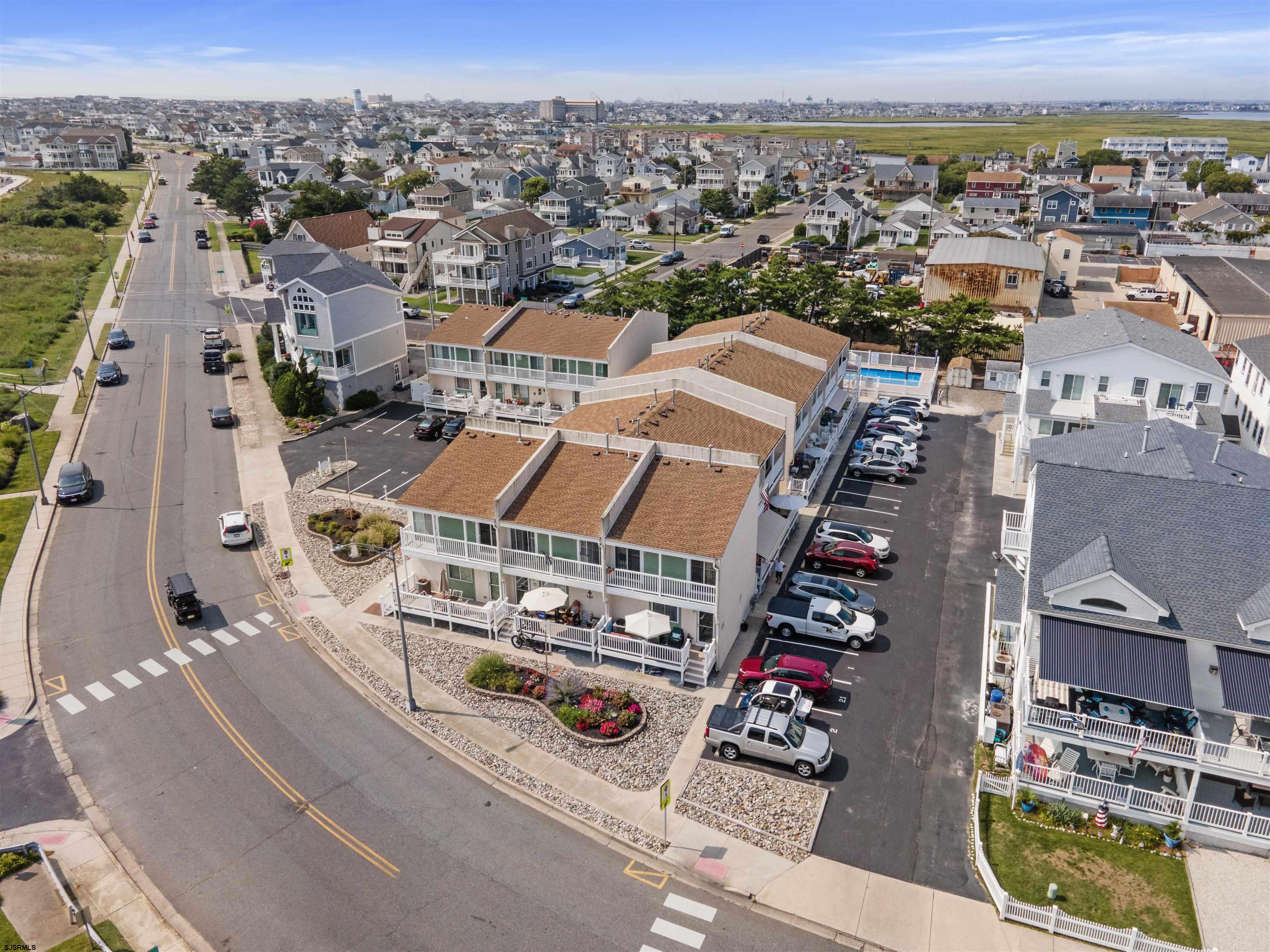 510 W Anglesea Dr Dr Unit: 18