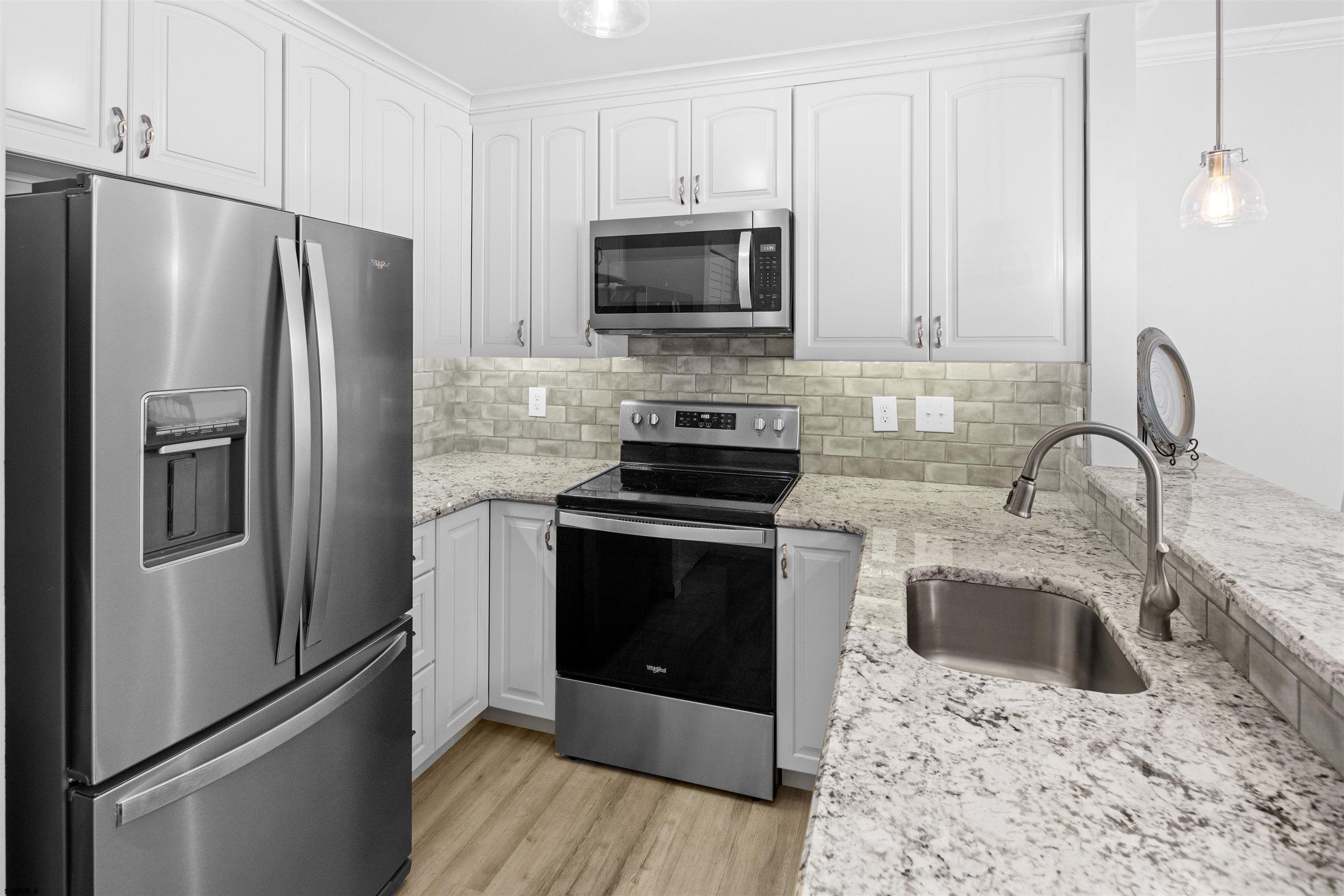 510 W Anglesea Dr Dr Unit: 18