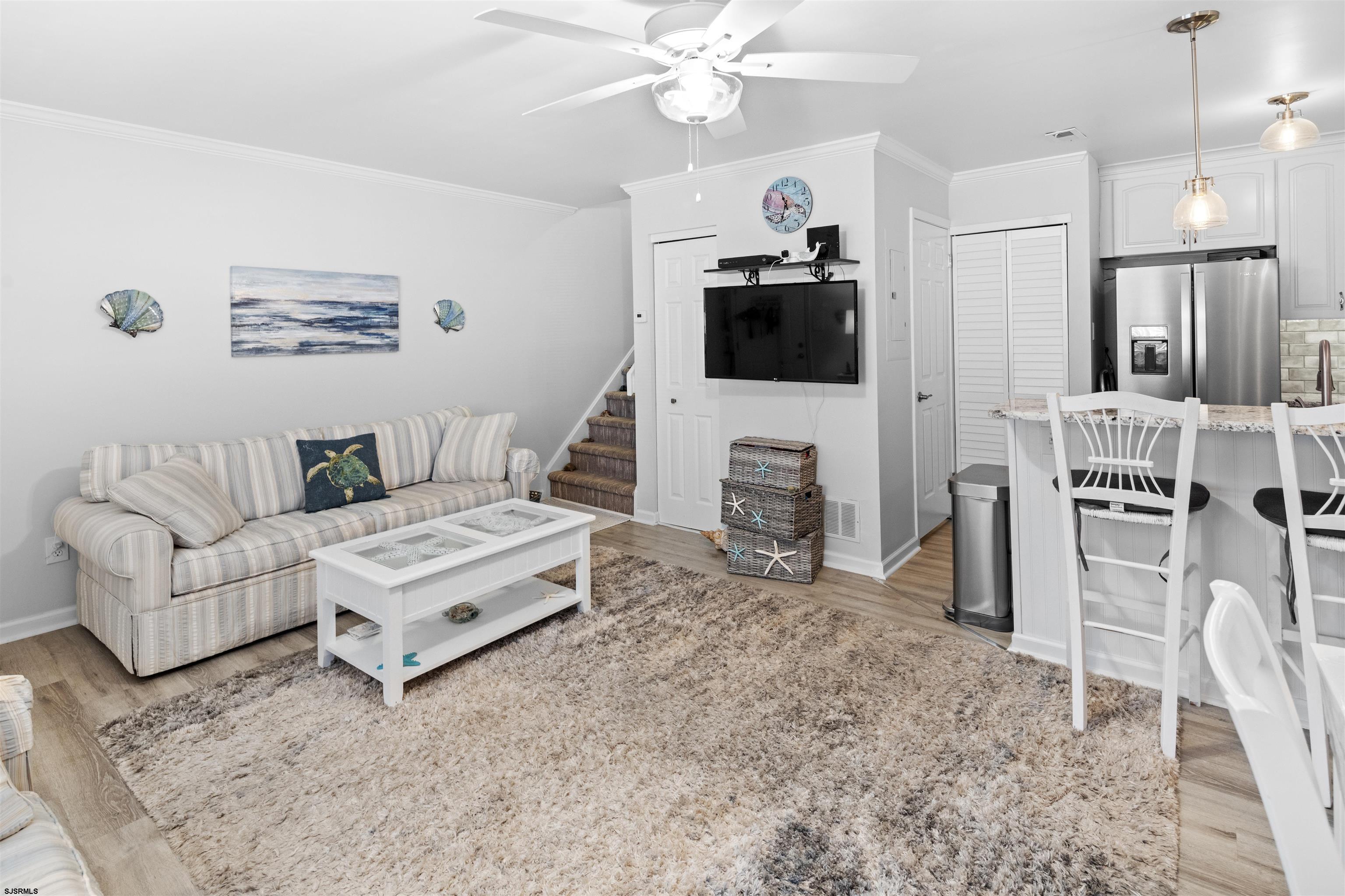 510 W Anglesea Dr Dr Unit: 18