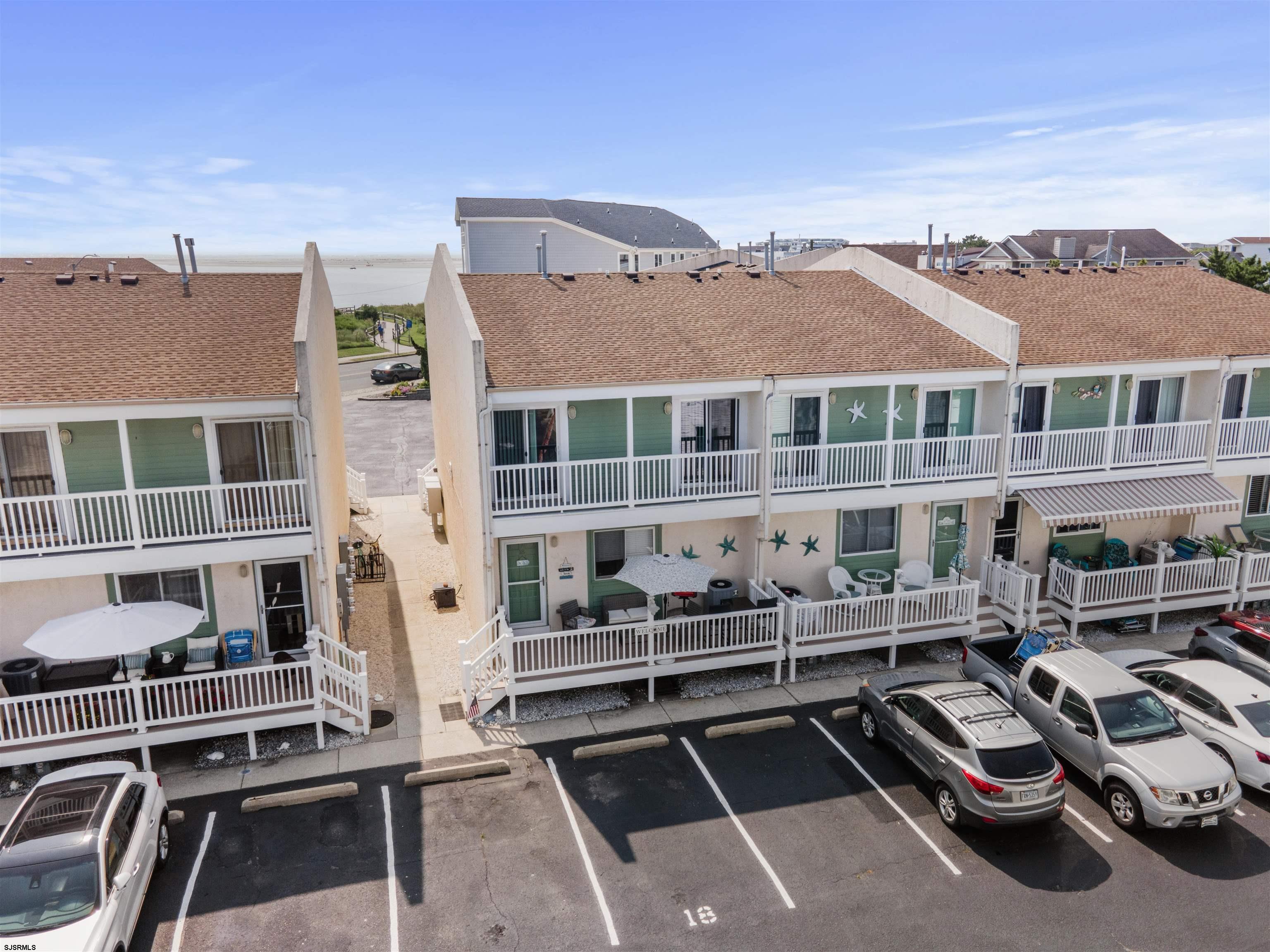 510 W Anglesea Dr Dr Unit: 18