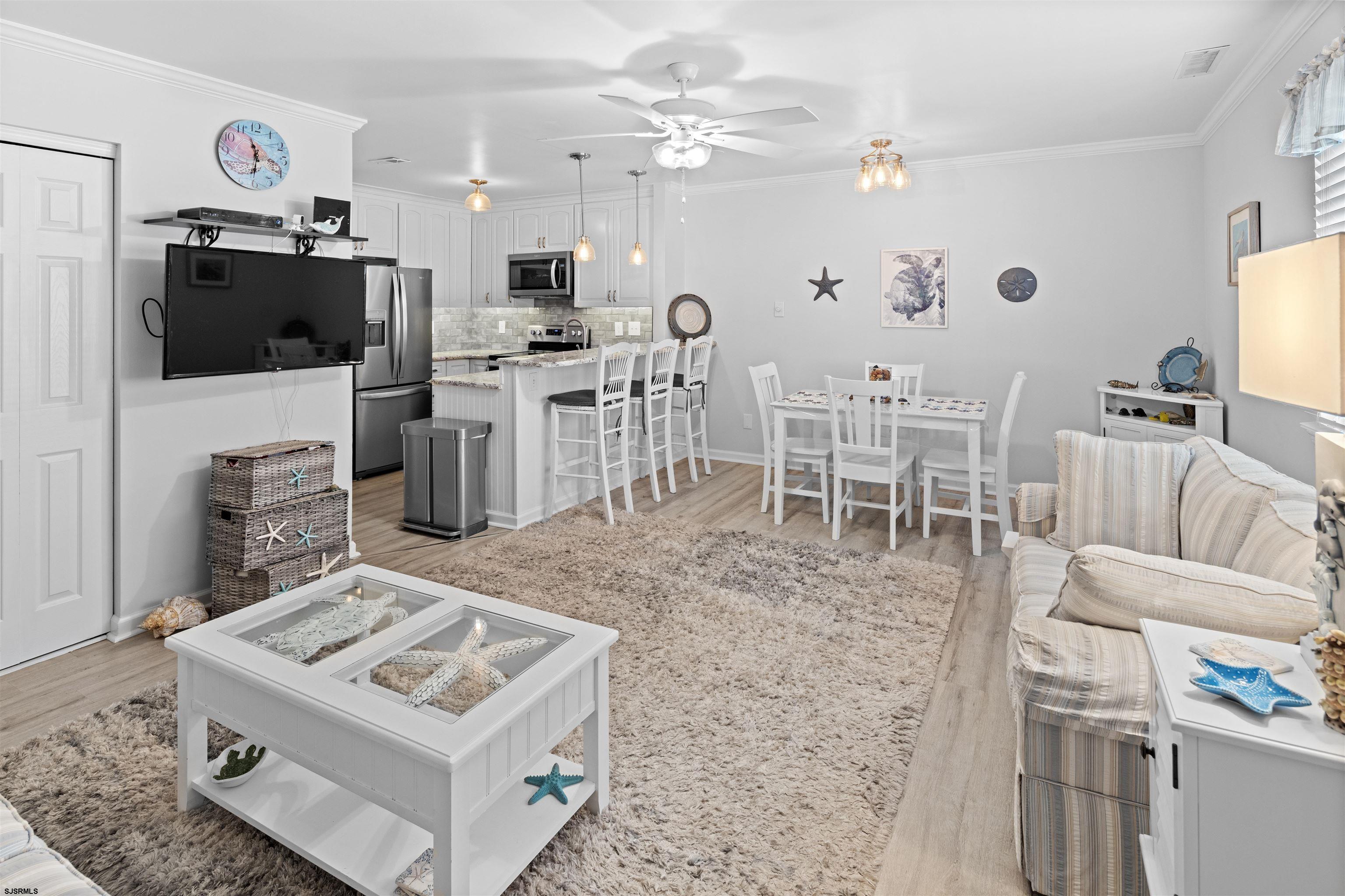 510 W Anglesea Dr Dr Unit: 18