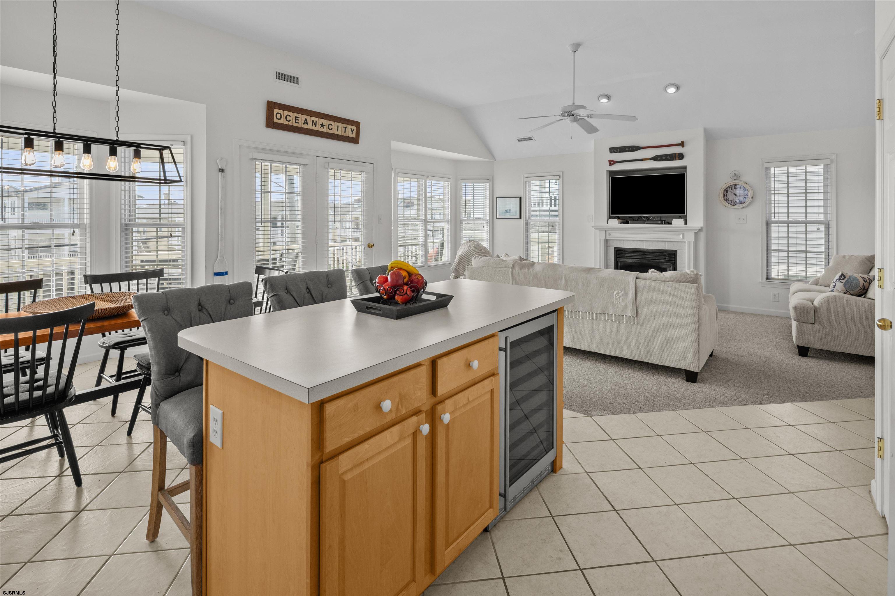 5010 West Ave Unit: 2nd Floor