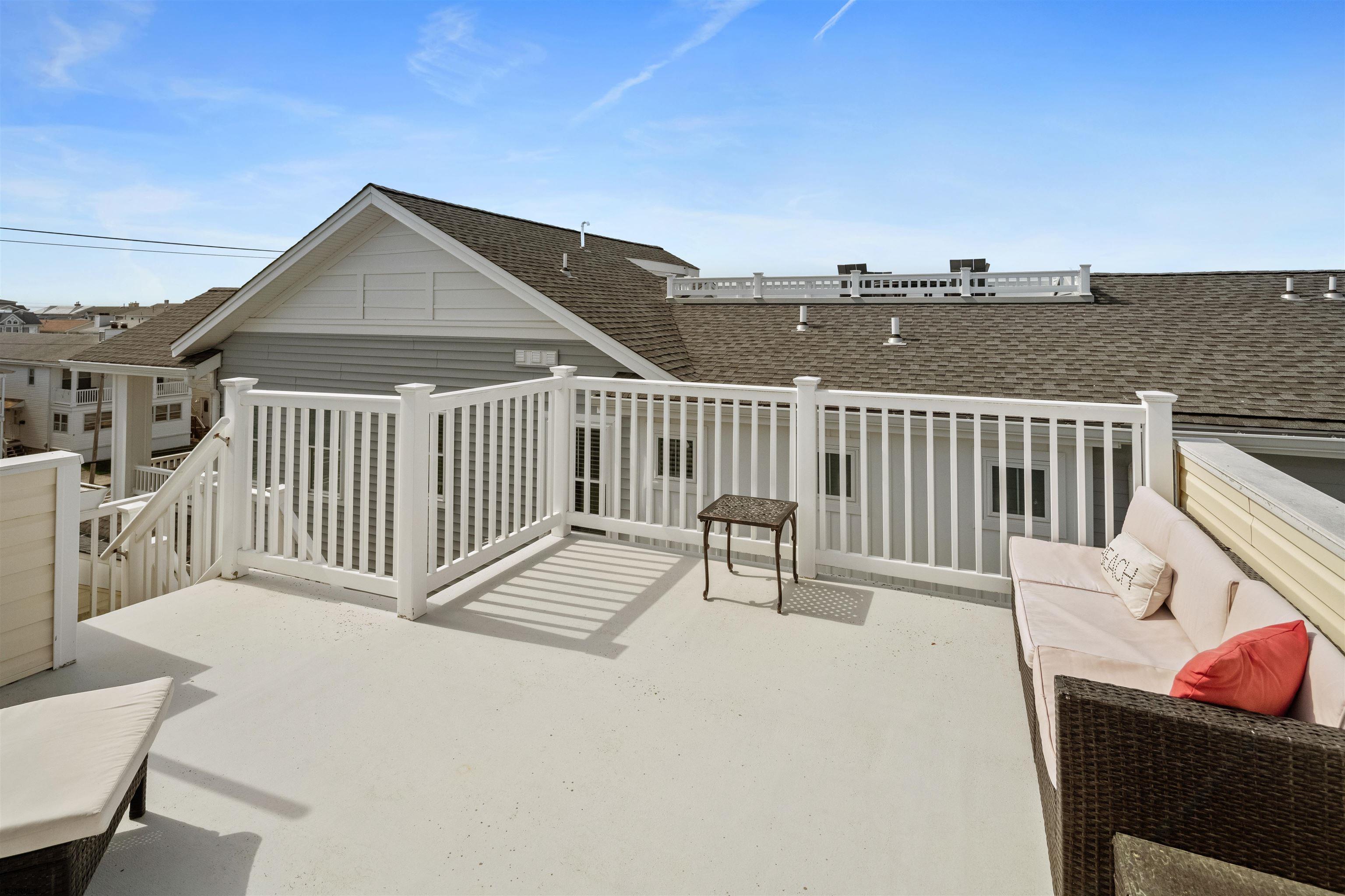 5010 West Ave Unit: 2nd Floor